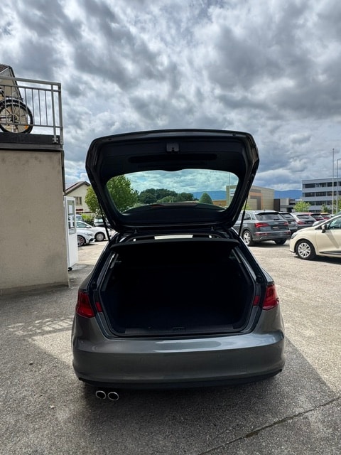 AUDI A3 Sportback 2.0 TDI Ambition quattro-image-23