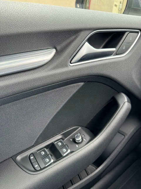 AUDI A3 Sportback 2.0 TDI Ambition quattro-image-21