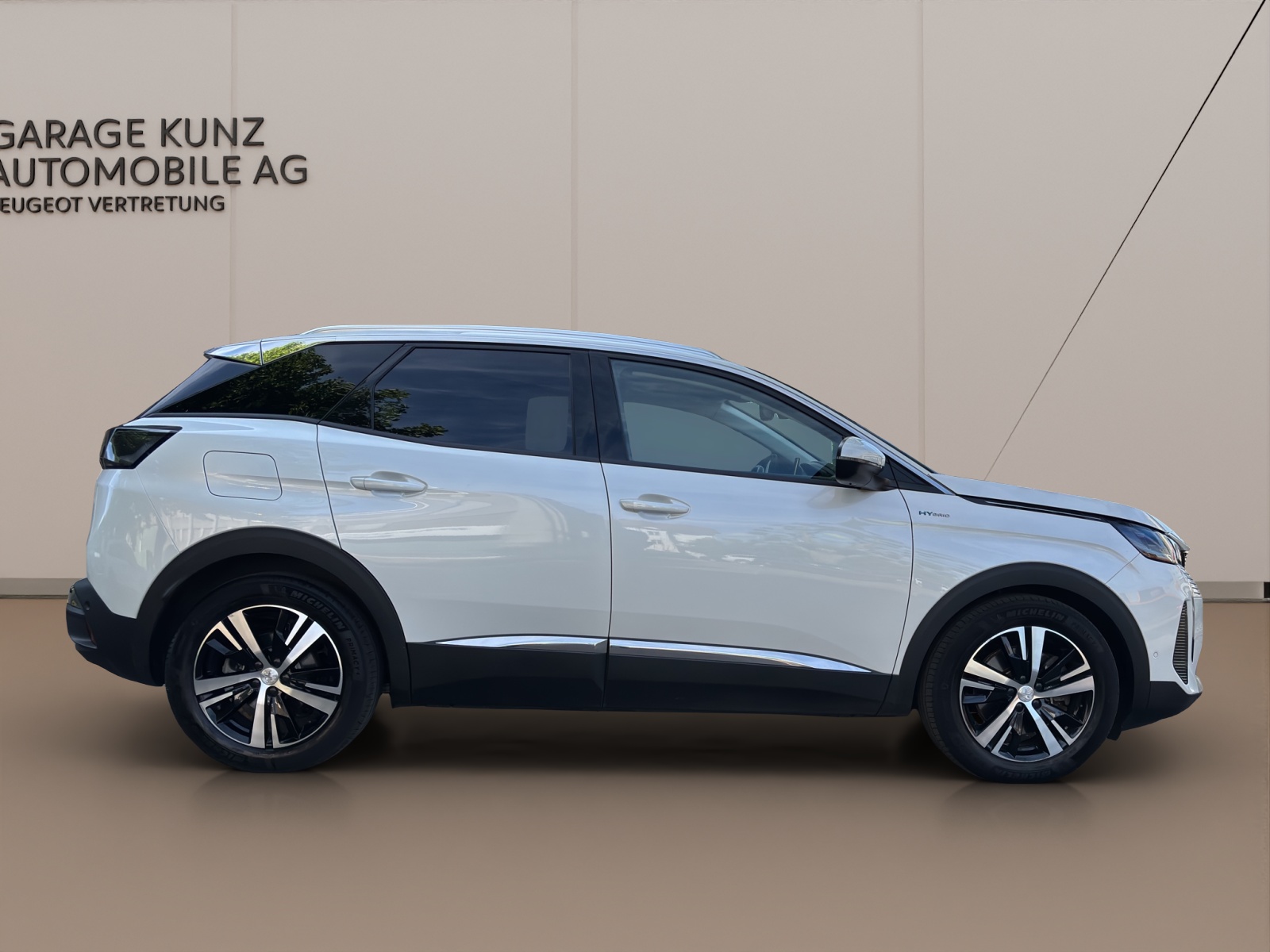 PEUGEOT 3008 225e Hybrid2 GT EAT8-image-5