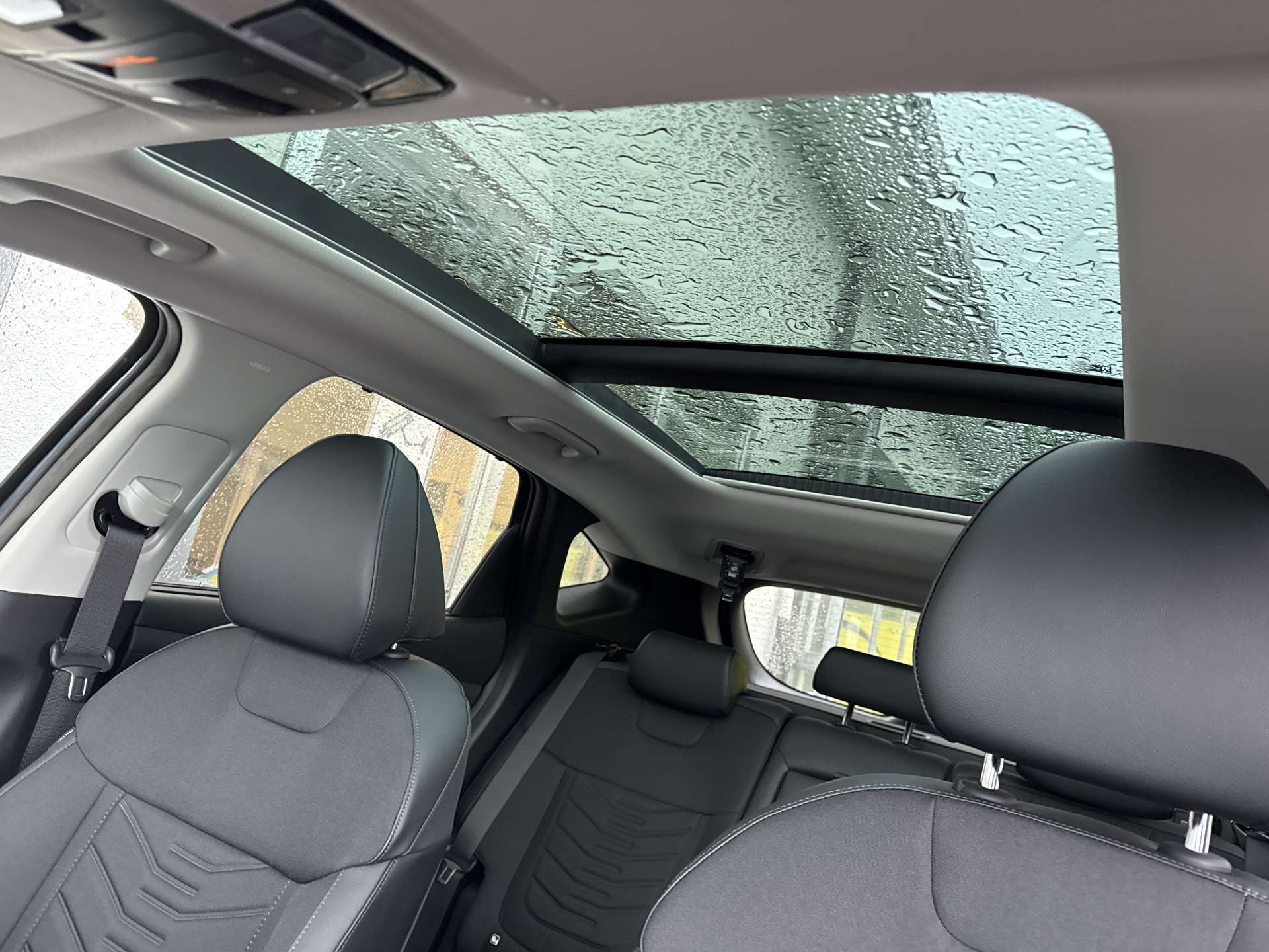 HYUNDAI Tucson 1.6 TGDi PHEV 252PS Techno Sky 4WD Automat-image-15