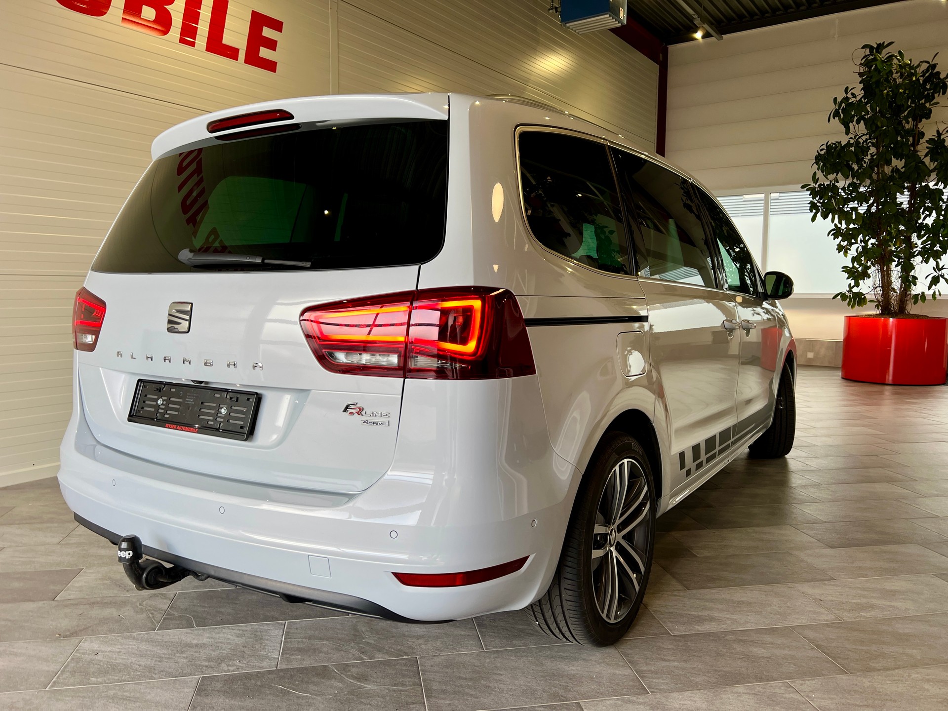 SEAT Alhambra 2.0 TDI FR Line 4Drive-image-6