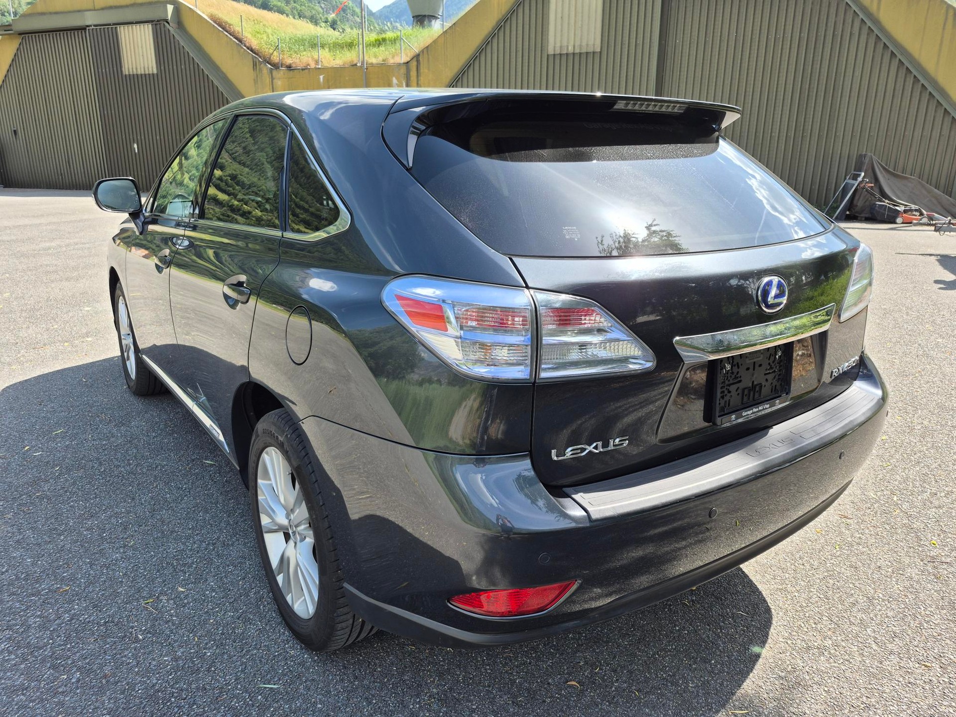 LEXUS RX450h-image-3