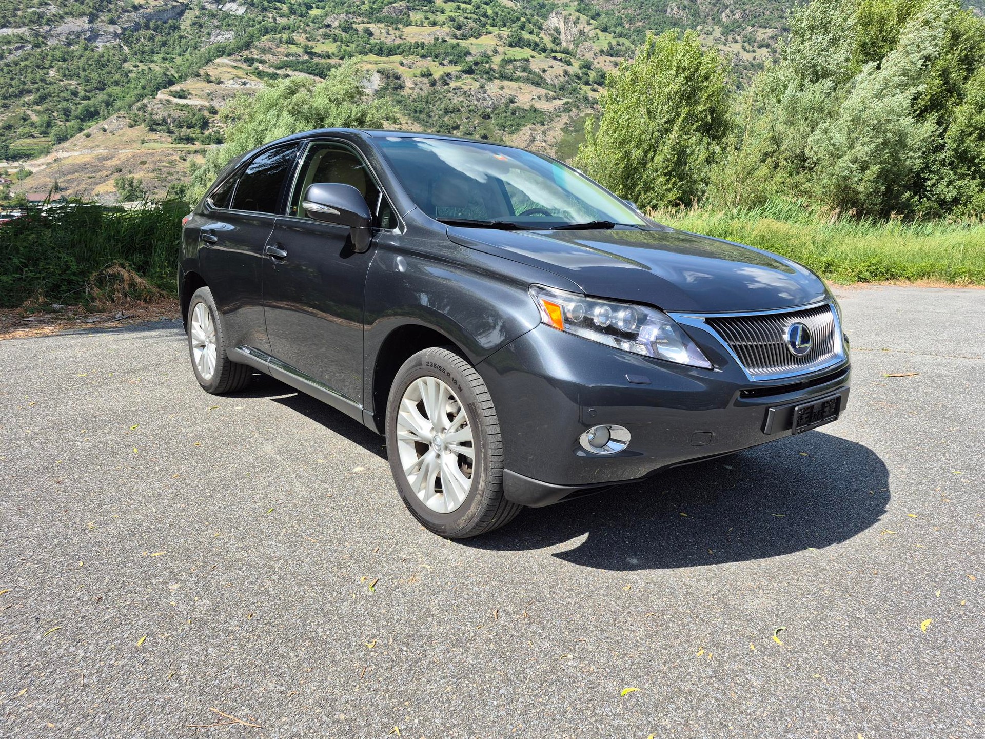 LEXUS RX450h-image-0