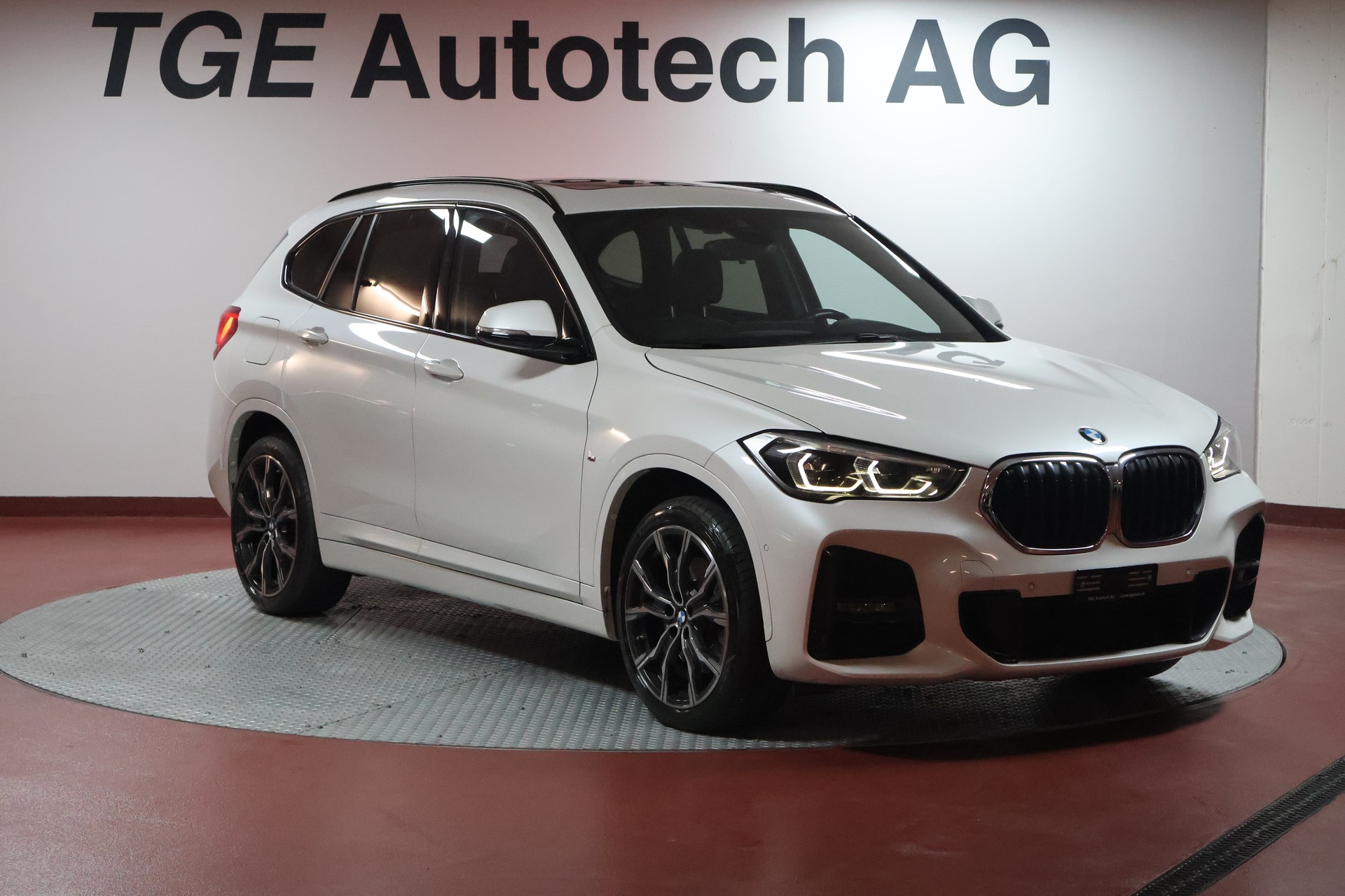 BMW X1 xDrive 25d M Sport Steptronic-image-1