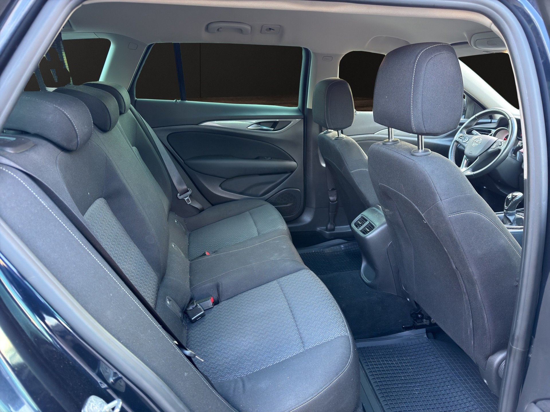 OPEL Insignia 1.6 CDTI Sports Tourer Excellence Automatic-image-11