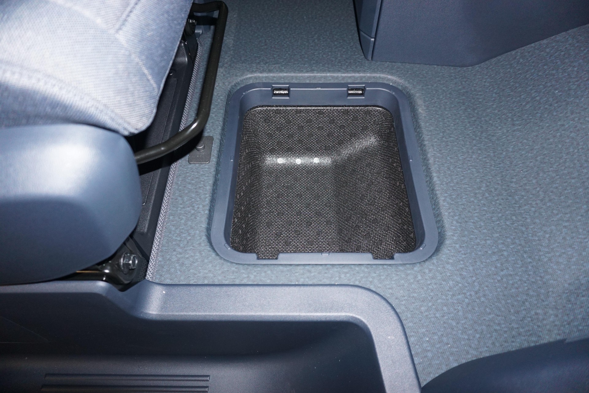 KIA PV5 Cargo 51.5 kWh Essential-image-13