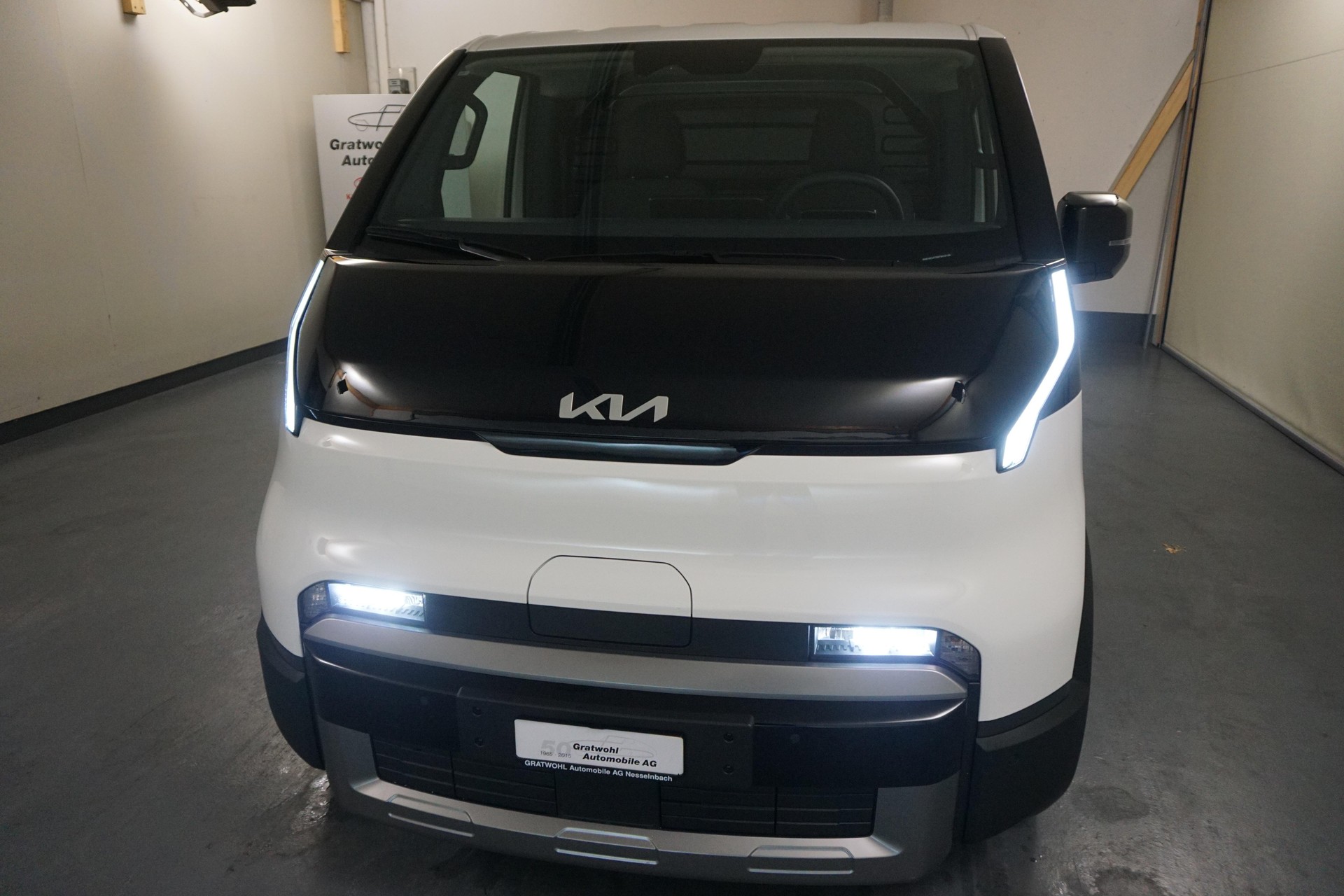 KIA PV5 Cargo 51.5 kWh Essential-image-3