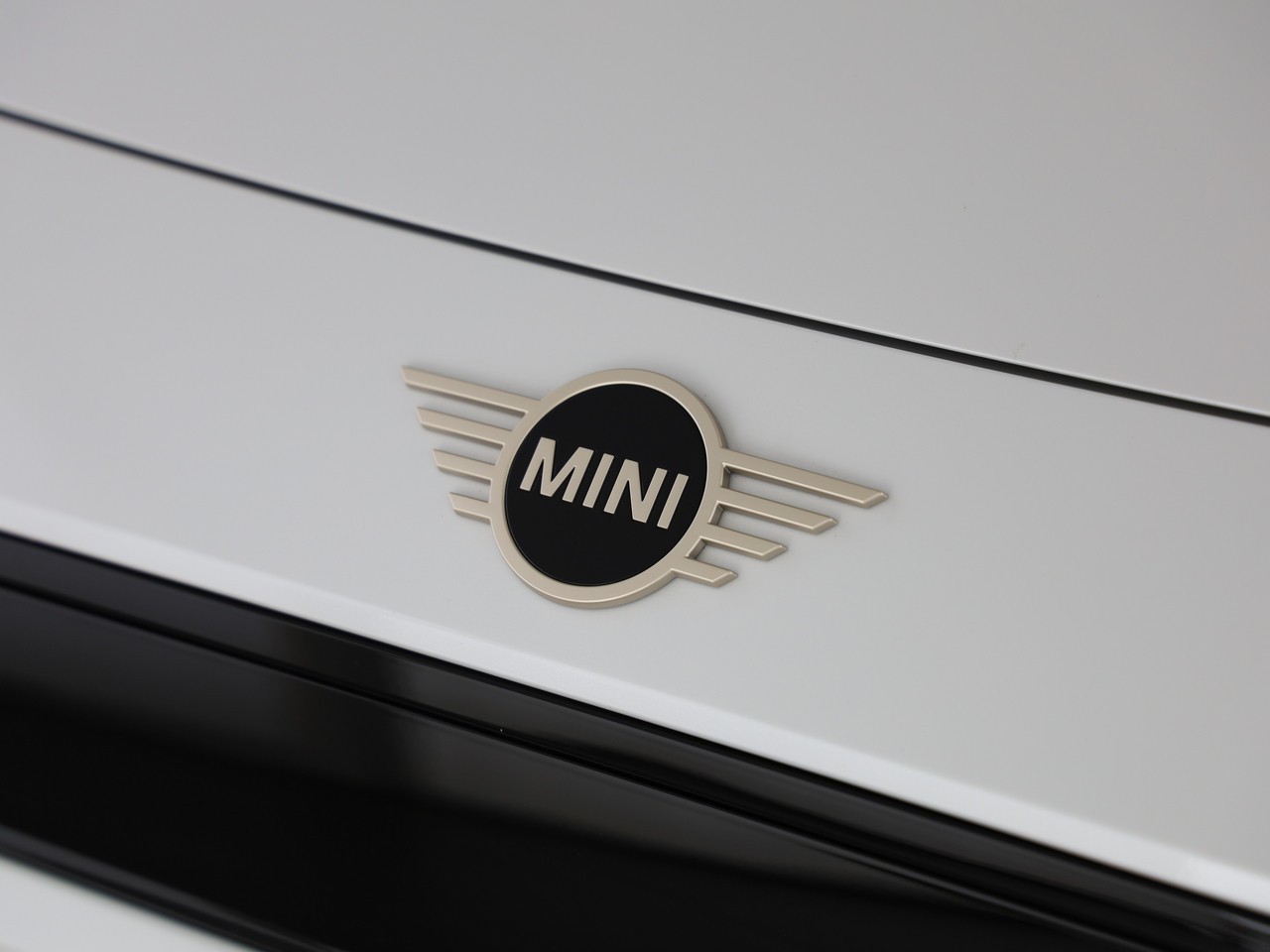 MINI Cooper E-image-6