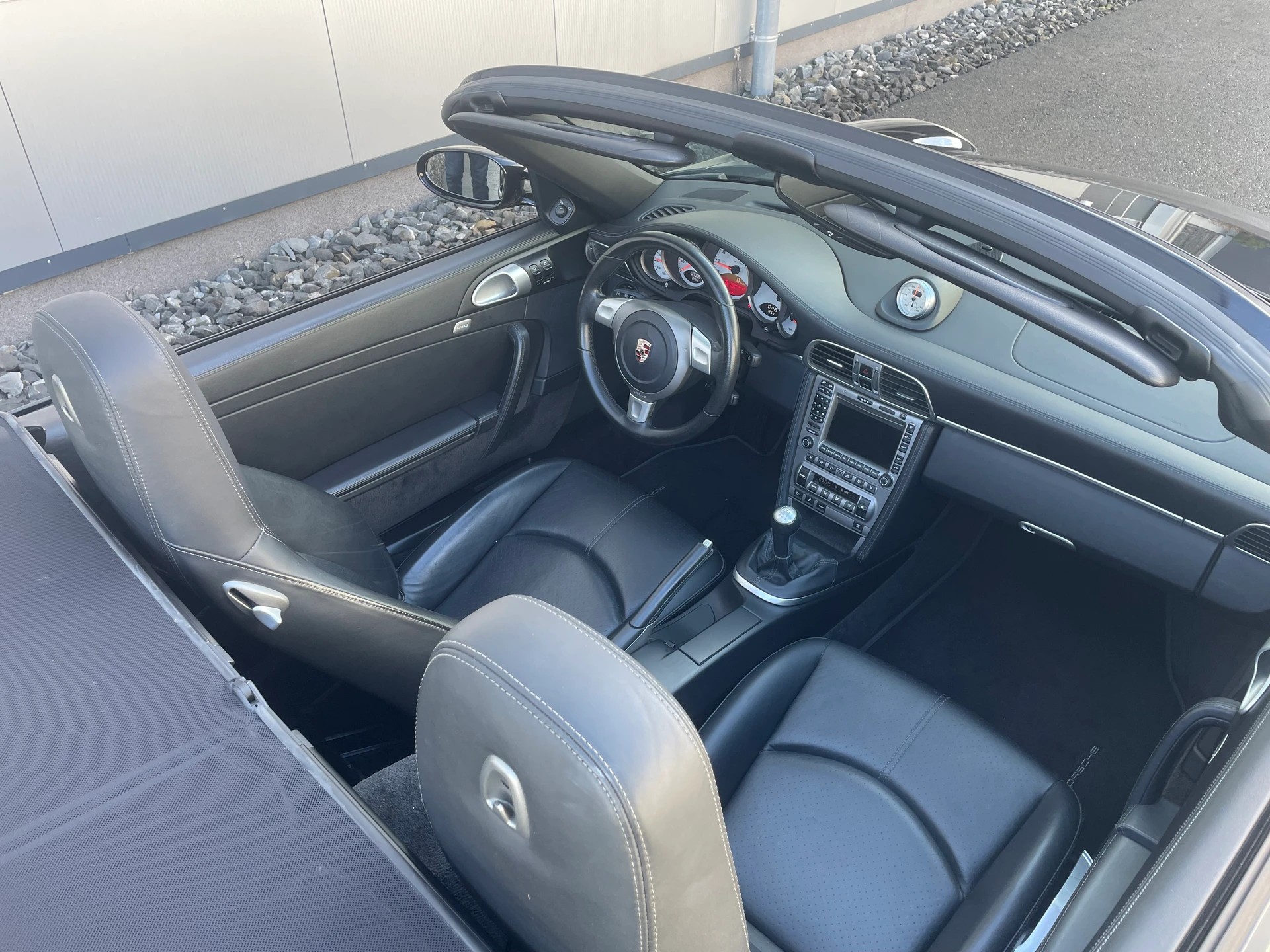 PORSCHE 3.8 Carrera S-image-5