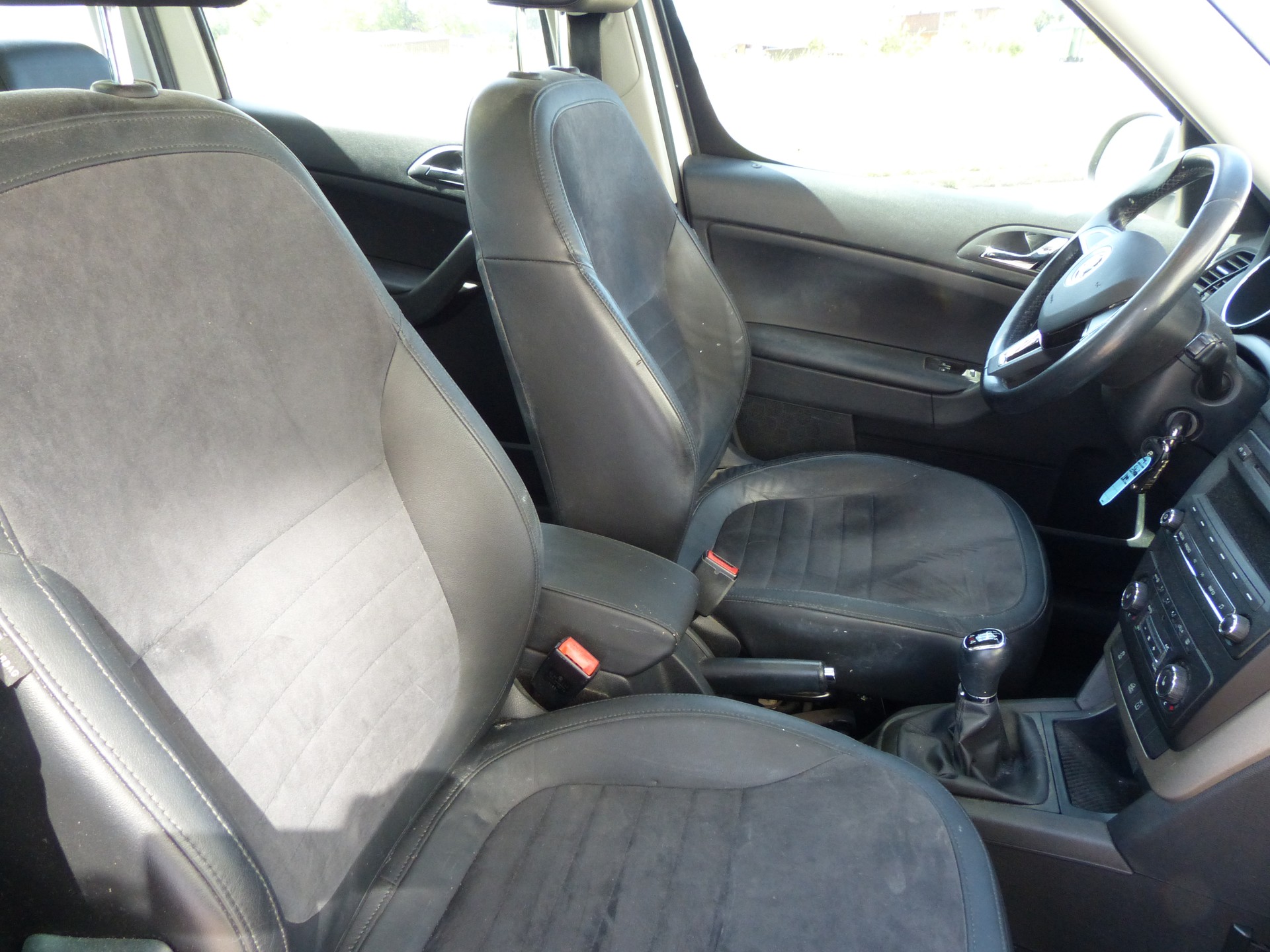 SKODA Yeti 1.8 TSI Ambition 4x4-image-27