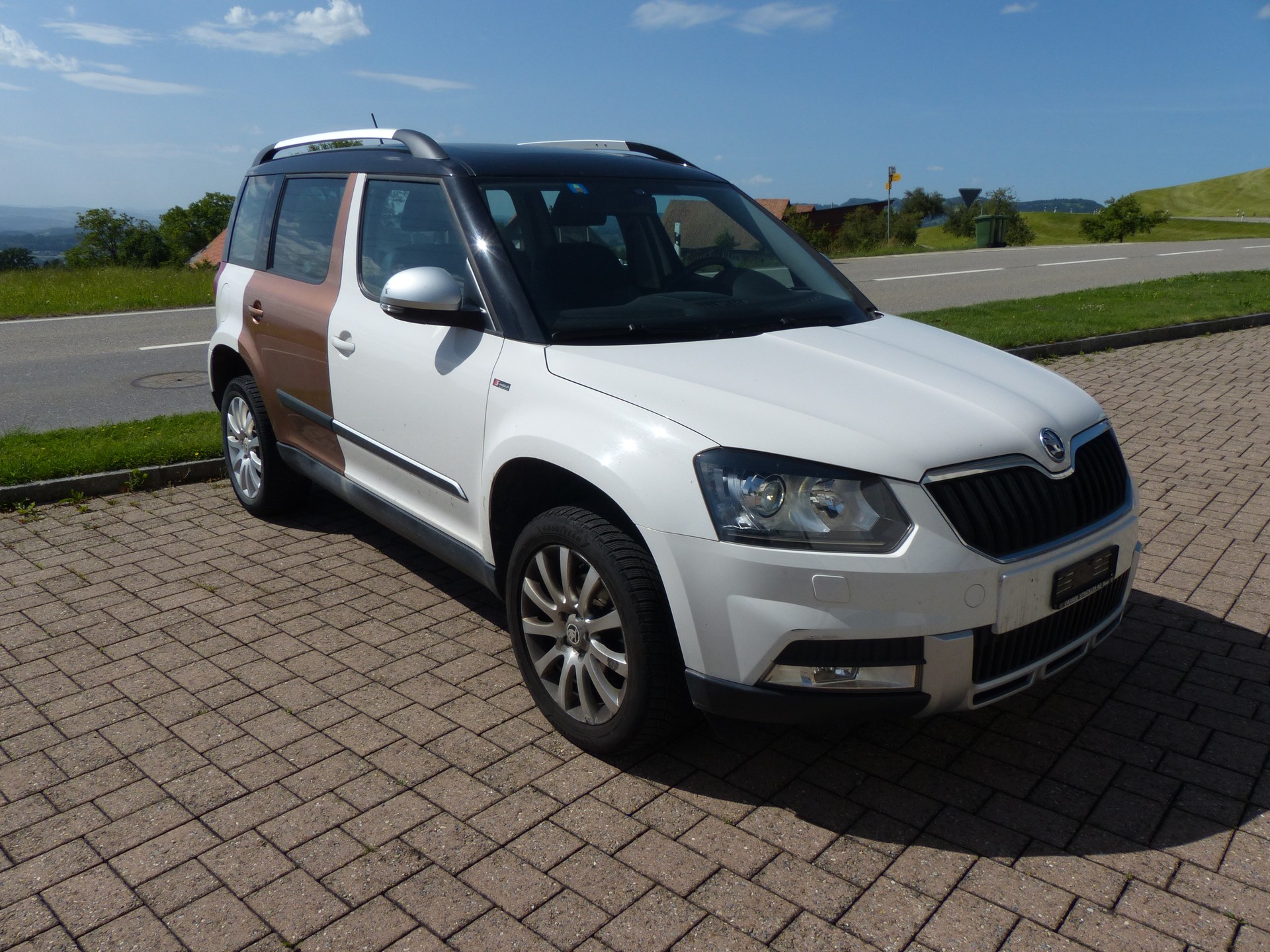 SKODA Yeti 1.8 TSI Ambition 4x4-image-3
