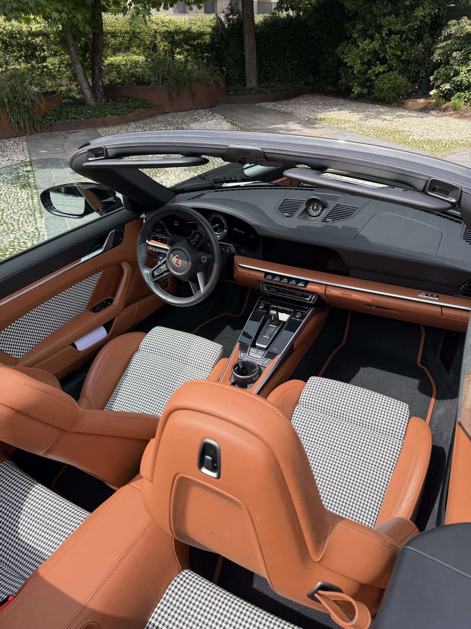 PORSCHE 3.0 Carrera 4 PDK-image-3