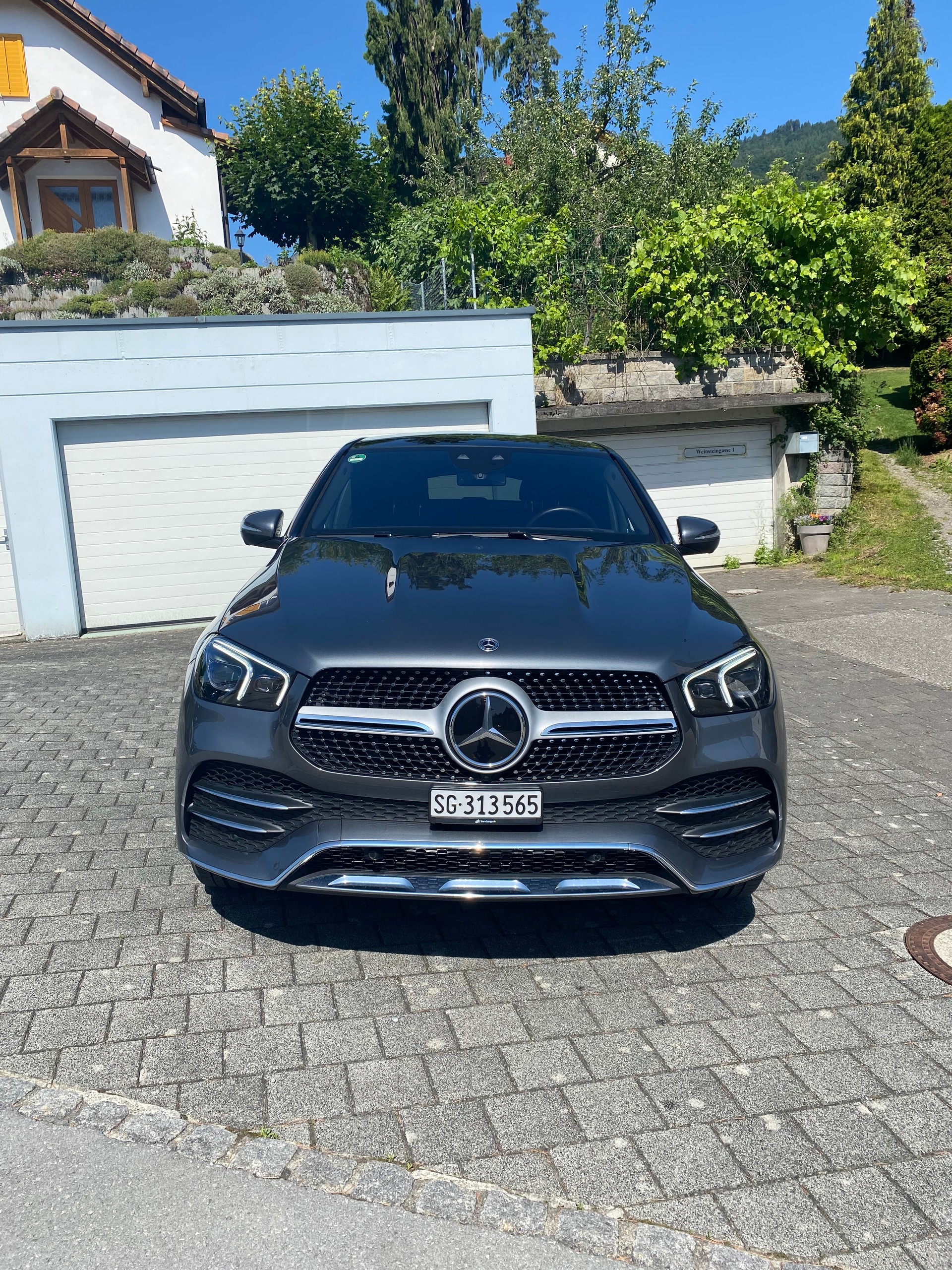 MERCEDES-BENZ E 4 matic-image-1