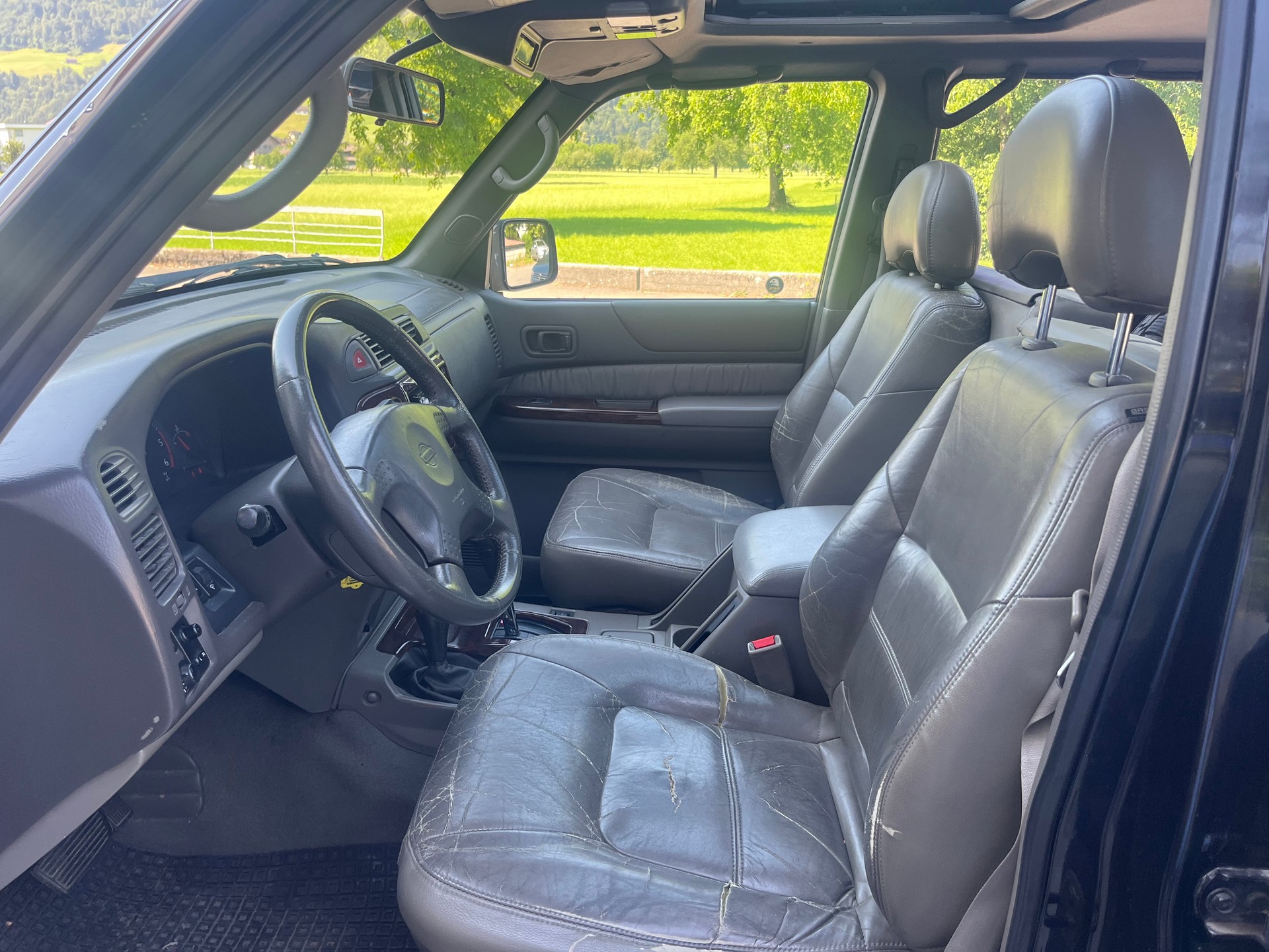 NISSAN Patrol 3.0 Di Luxury Wagon-image-3