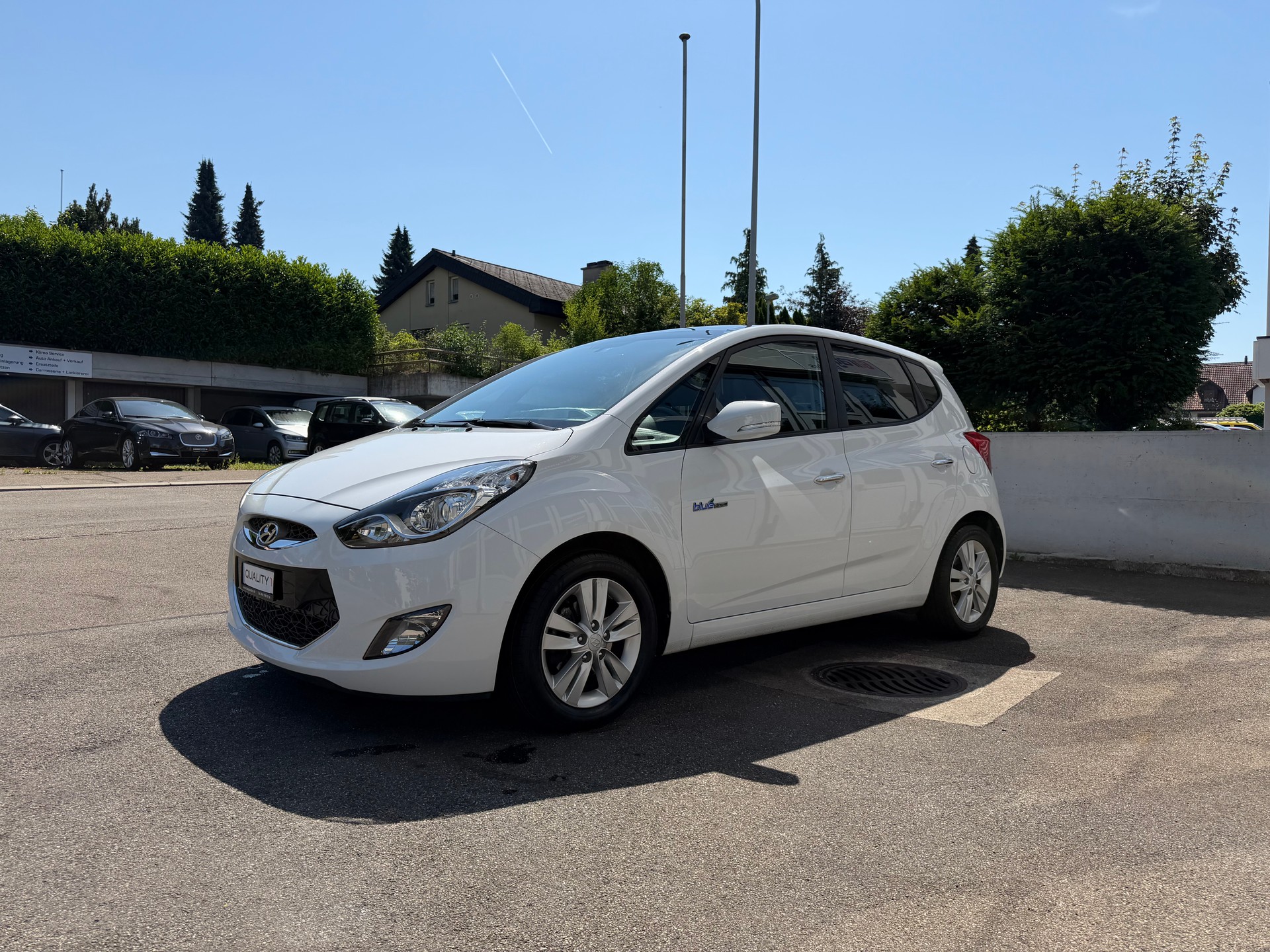 HYUNDAI iX20 1.6 Premium-image-2