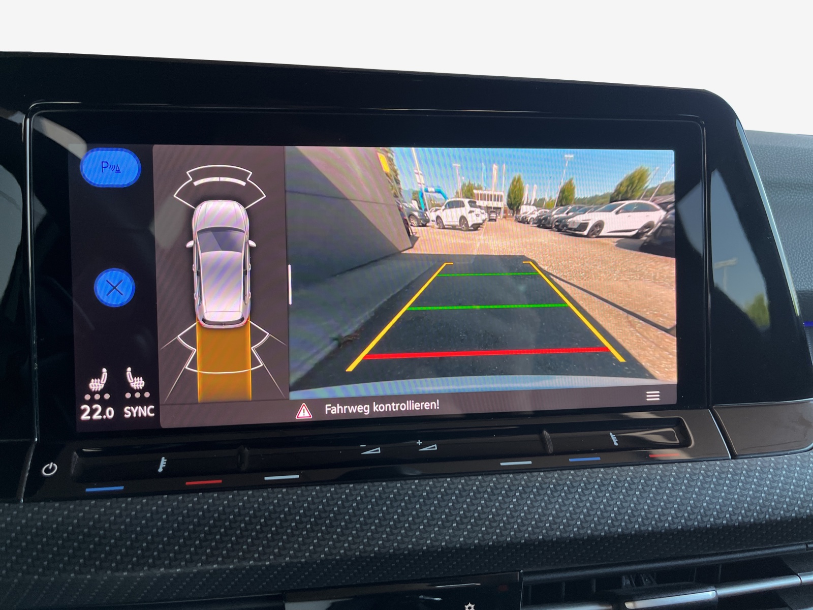 VW Golf 2.0 TSI R DSG 4Motion-image-14