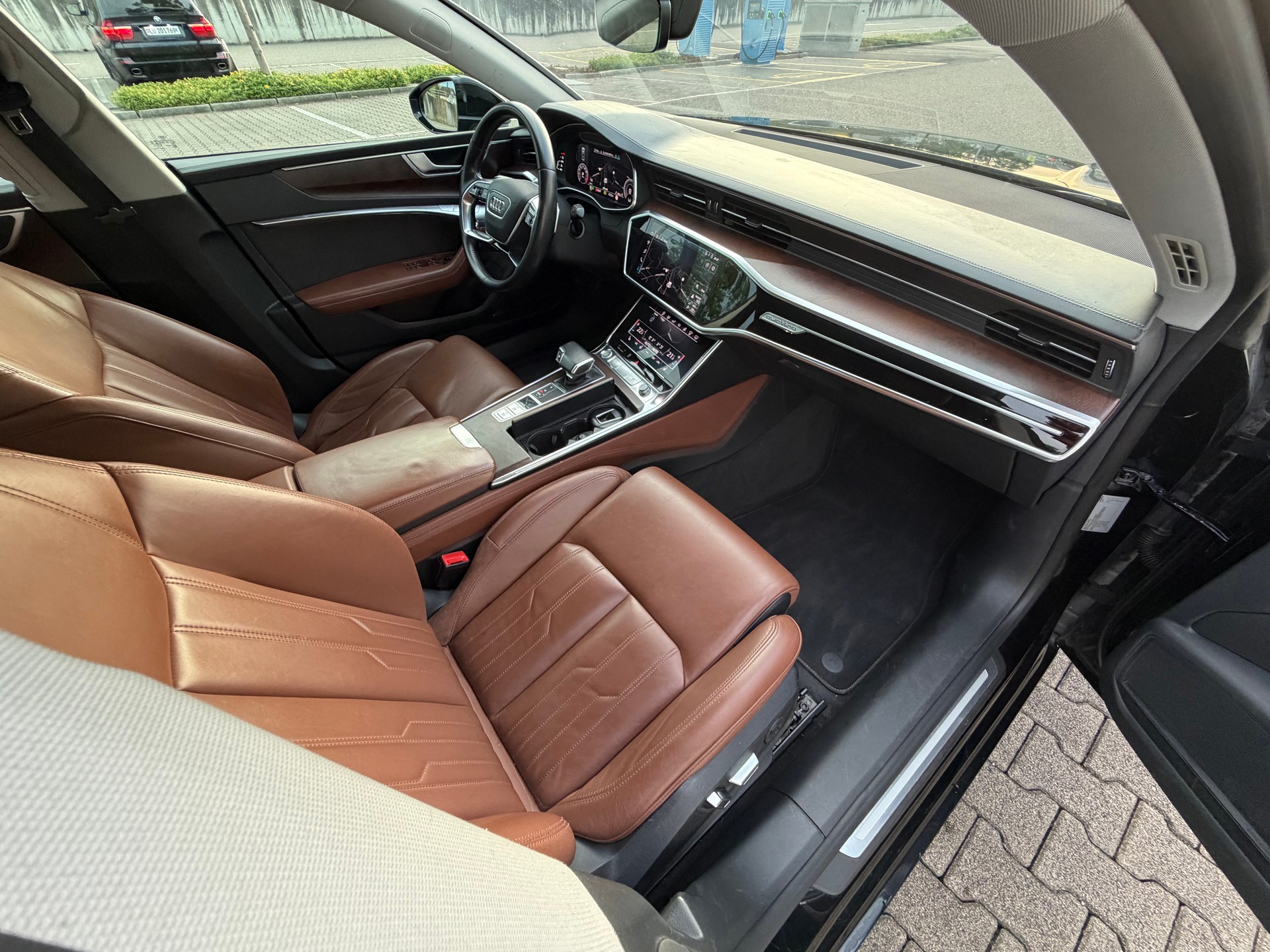 AUDI A7 Sportback 45 TFSI quattro S-tronic-image-8