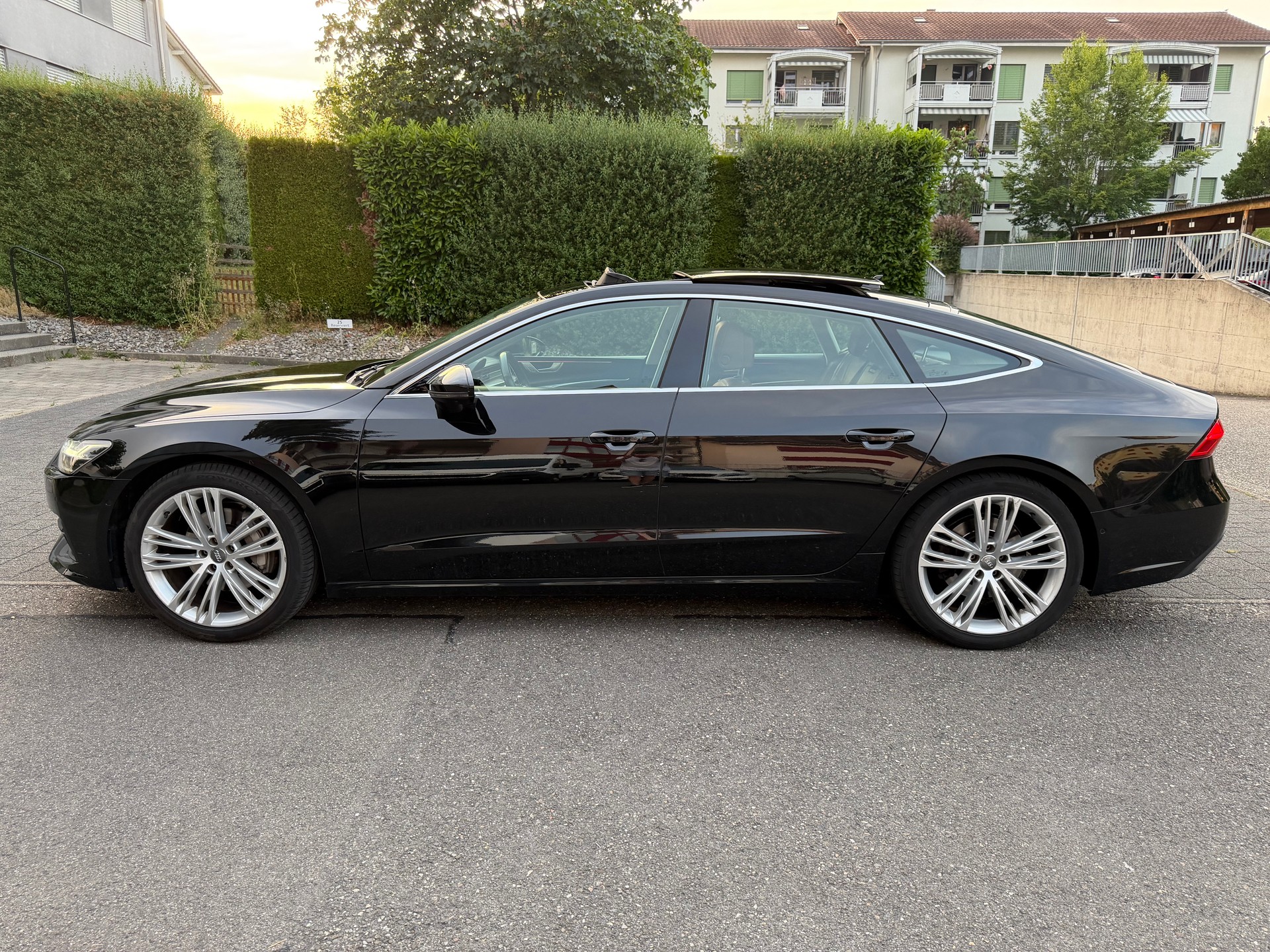 AUDI A7 Sportback 45 TFSI quattro S-tronic-image-2