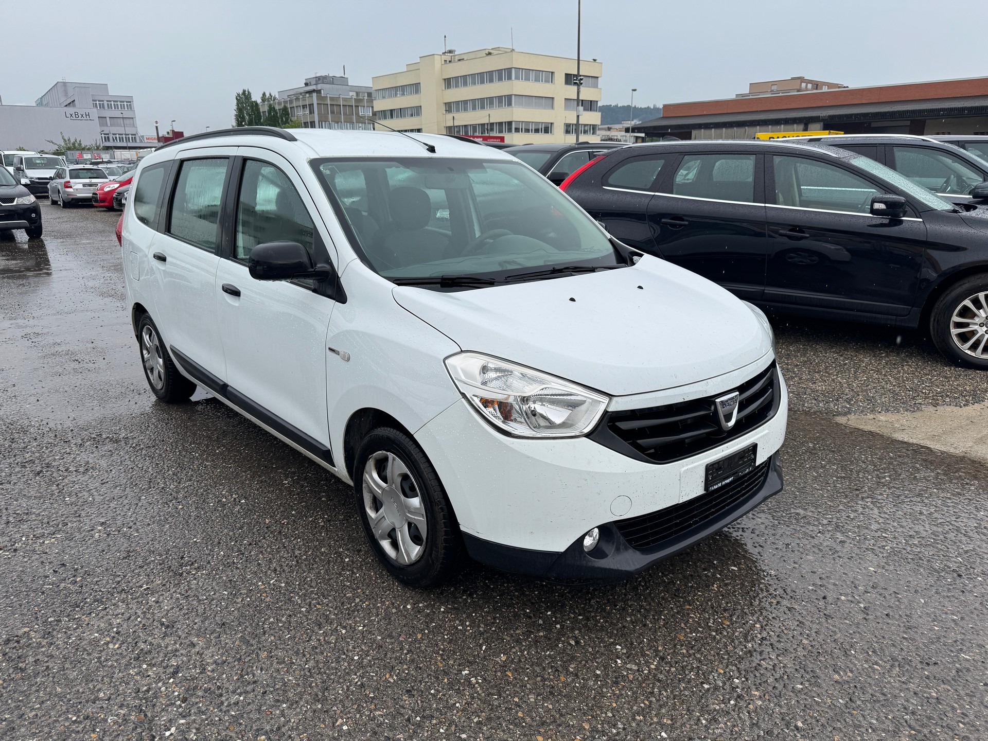 DACIA Lodgy 1.2 Turbo Celebration 7PL-image-2