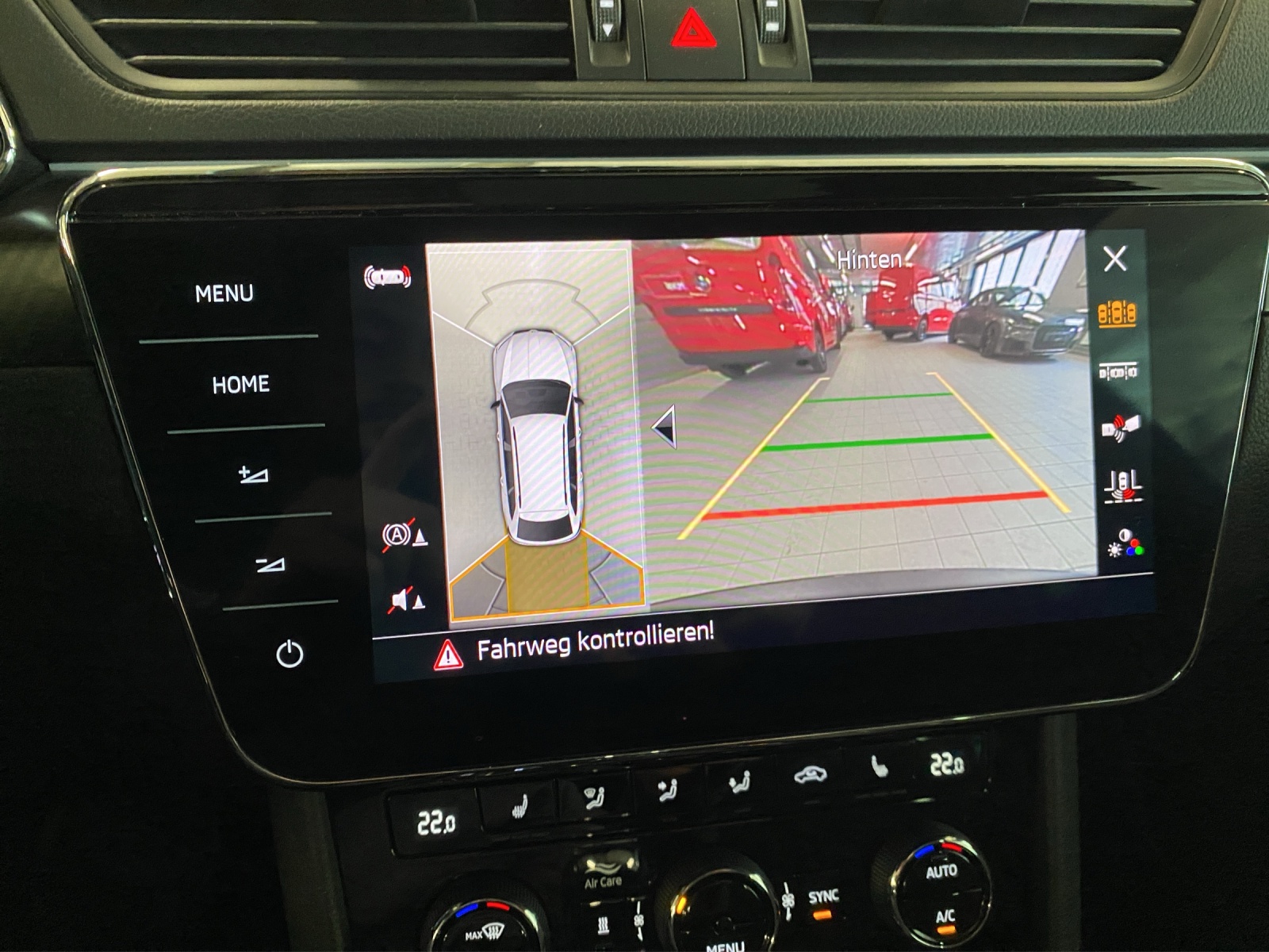 SKODA Superb Combi 2.0 TSI SportLine Light 4x4 DSG-image-15