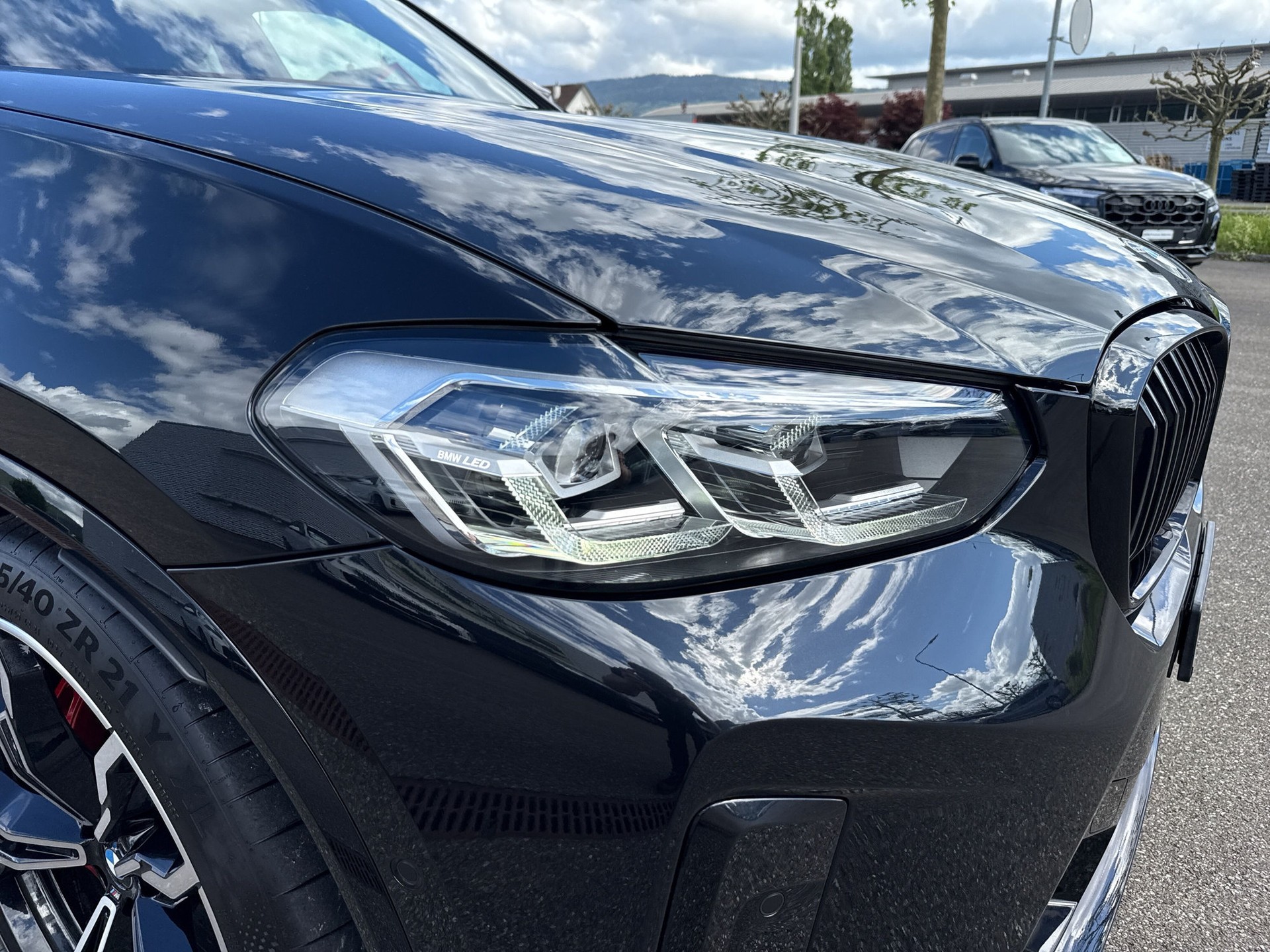 BMW X4M xDrive M Competition Steptronic-image-17