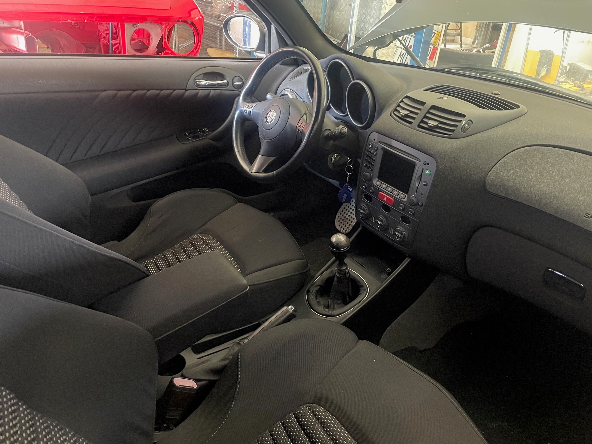 ALFA ROMEO 147 3.2 GTA, 250 PS, 6 Gang, *Klima-Aut.*, Sportsitze, Neu aufgebaut. Von Alfa Kenner für Alfa Liebhaber-image-6