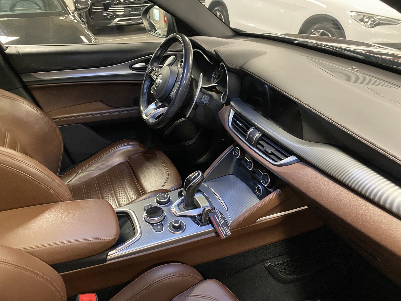 ALFA ROMEO STELVIO 2.0 MA 280 AT Q4 Ve-image-15