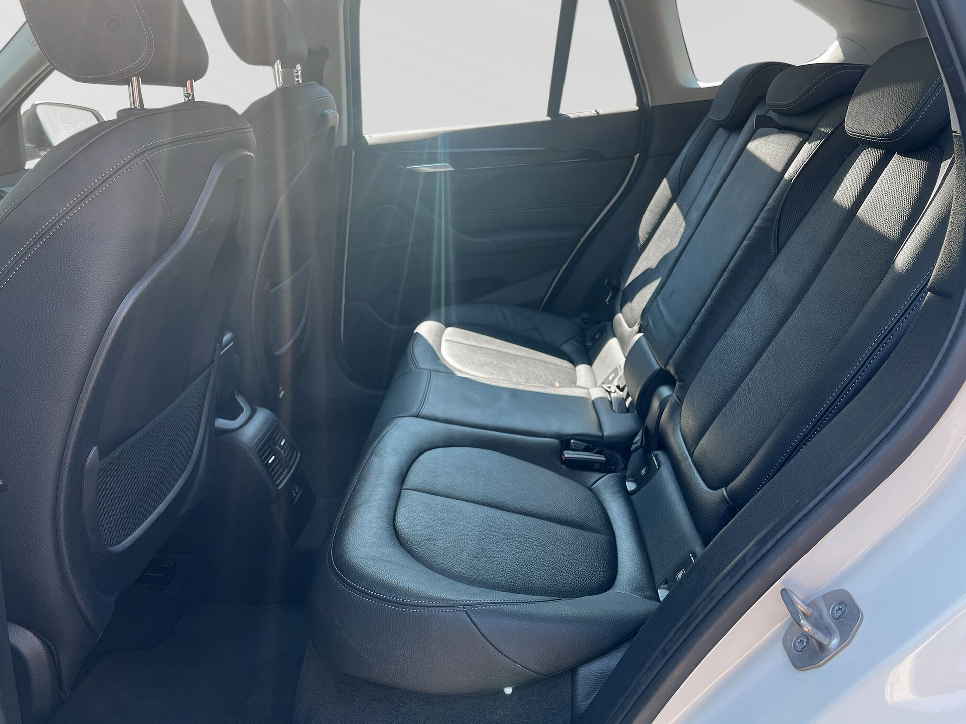 BMW X1 xDrive 25e Sport Line Steptronic-image-6