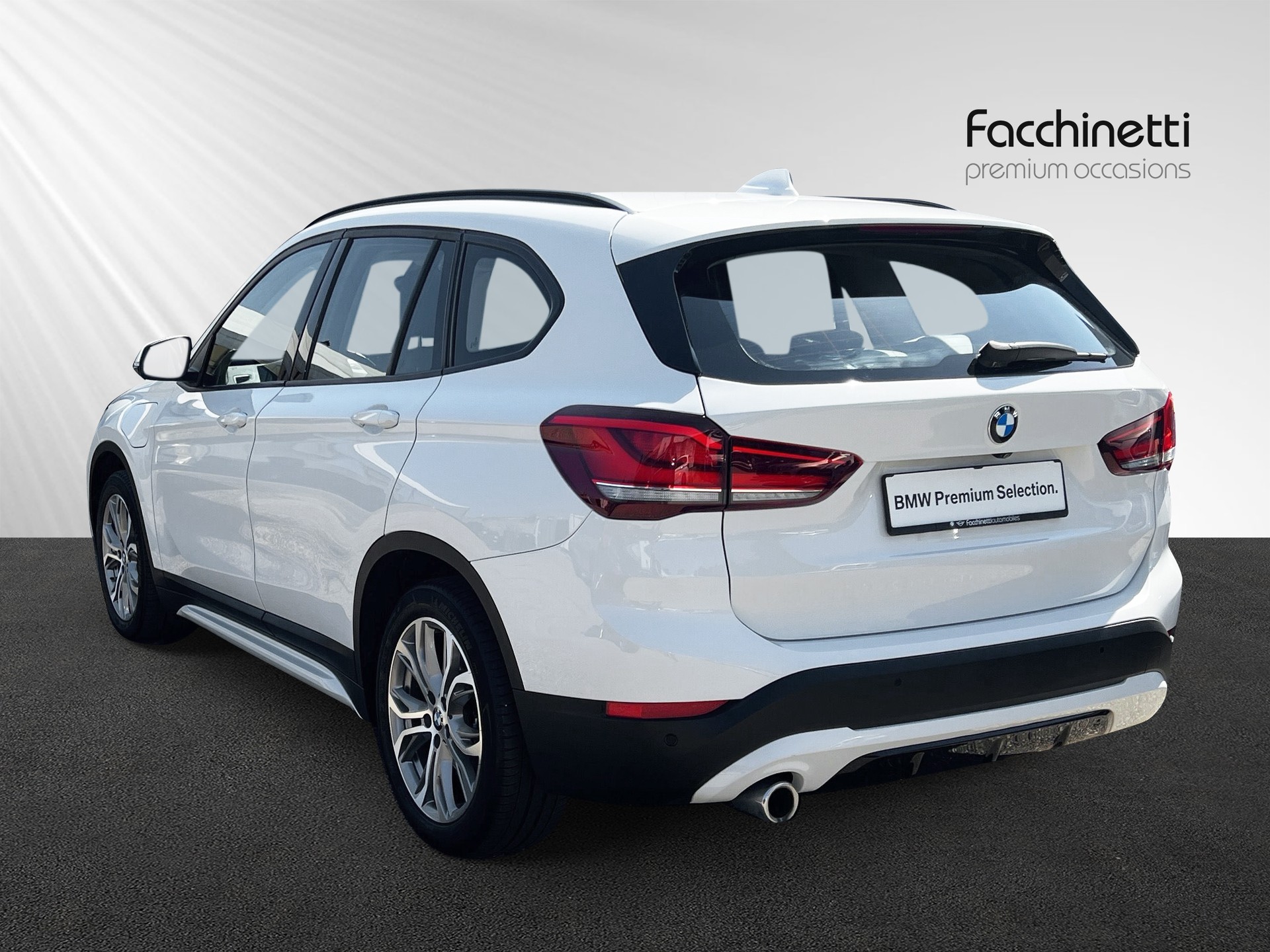 BMW X1 xDrive 25e Sport Line Steptronic-image-2