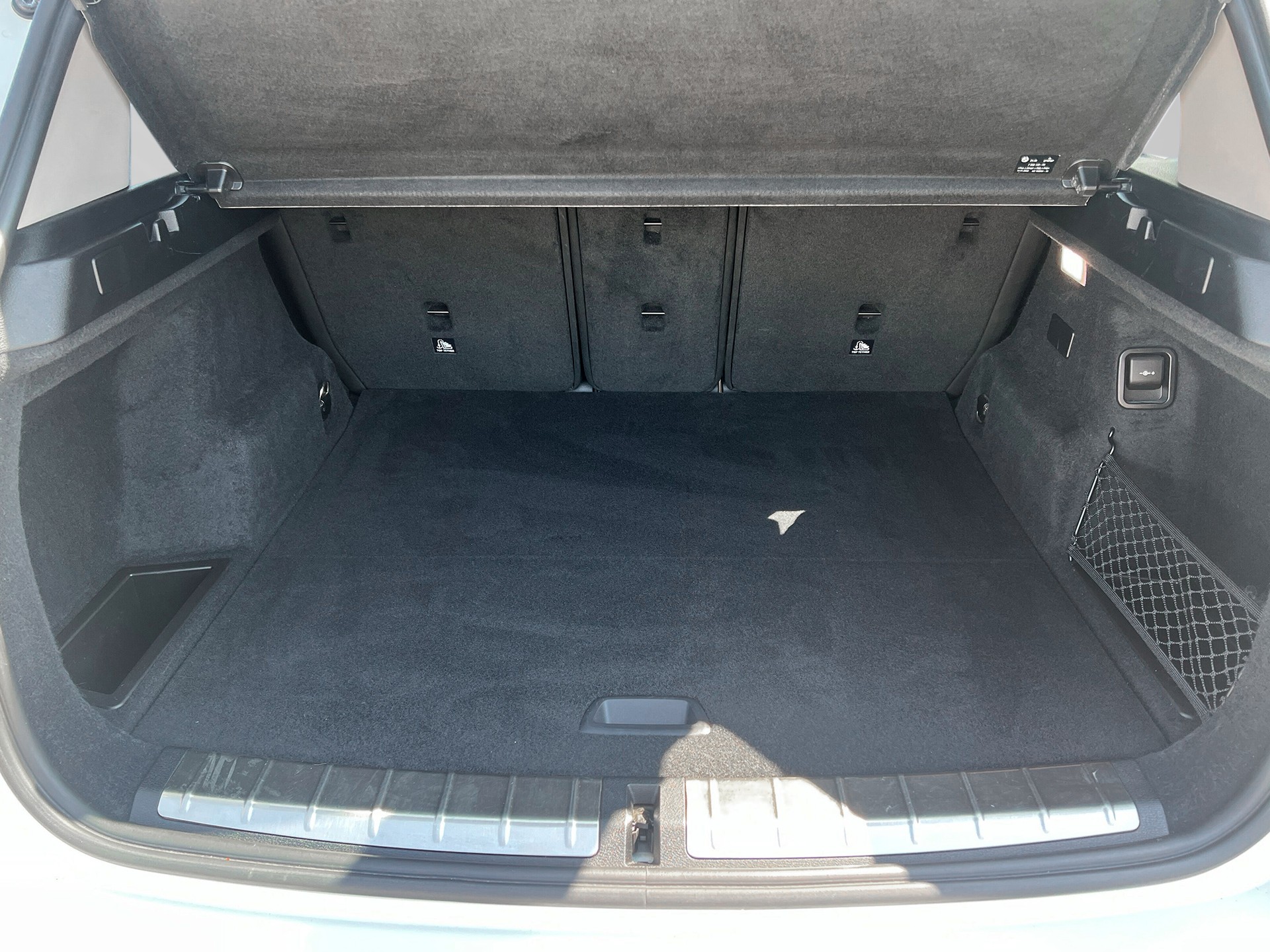 BMW X1 xDrive 25e Sport Line Steptronic-image-7