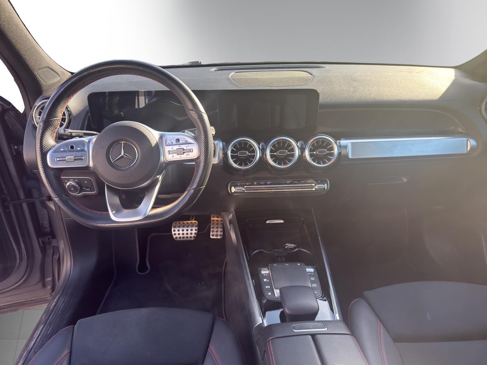 Image MERCEDES-BENZ GLB-250 GLB 250 AMG Line 8G-Tronic