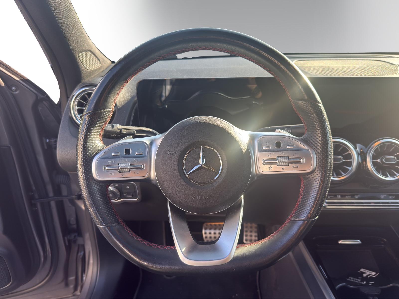 Image MERCEDES-BENZ GLB-250 GLB 250 AMG Line 8G-Tronic
