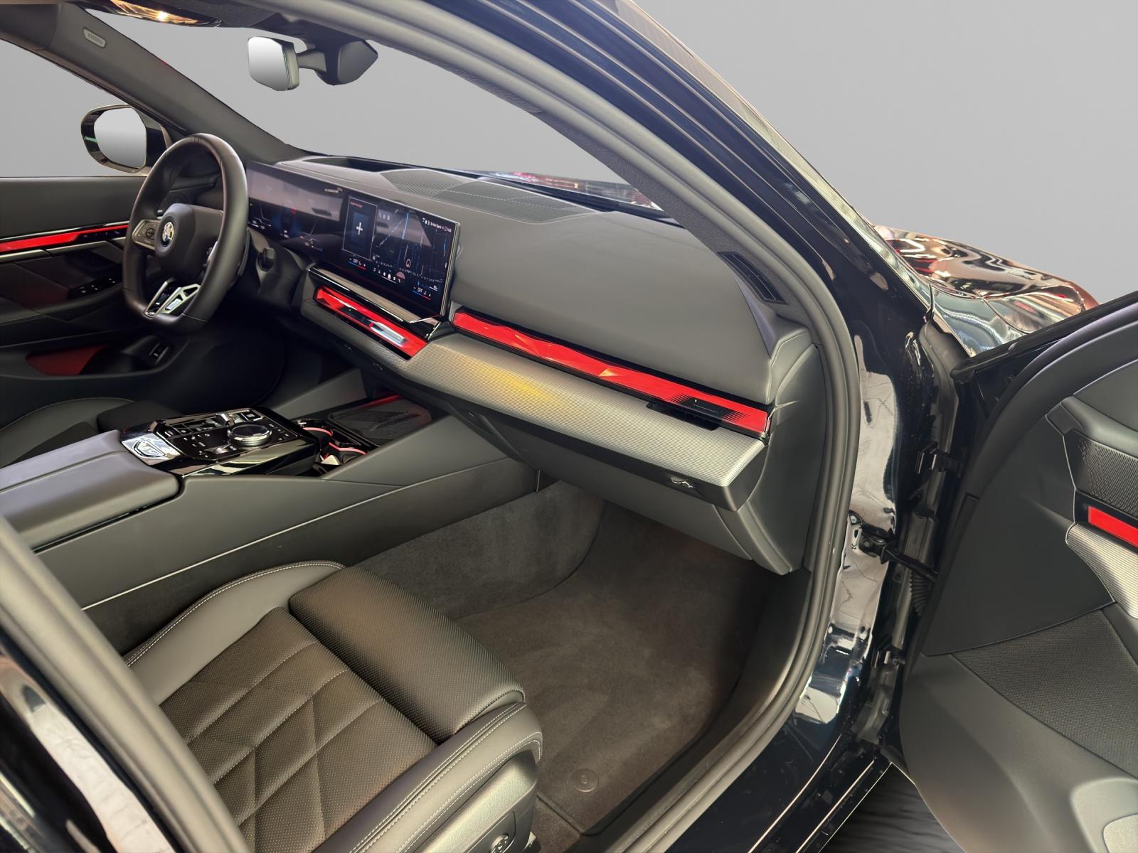 BMW 520d xDrive Touring M-SportPaket-image-18