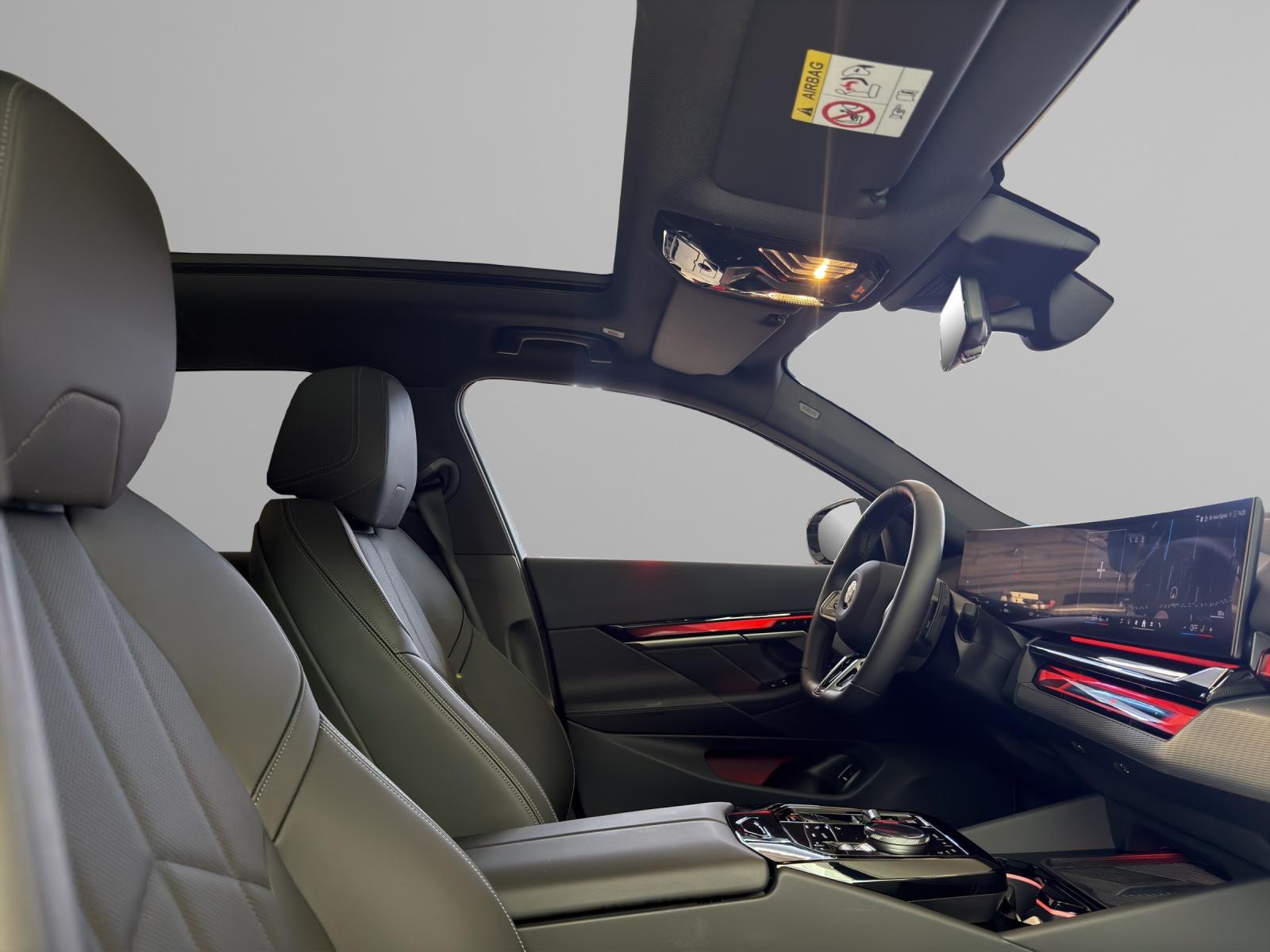 BMW 520d xDrive Touring M-SportPaket-image-22