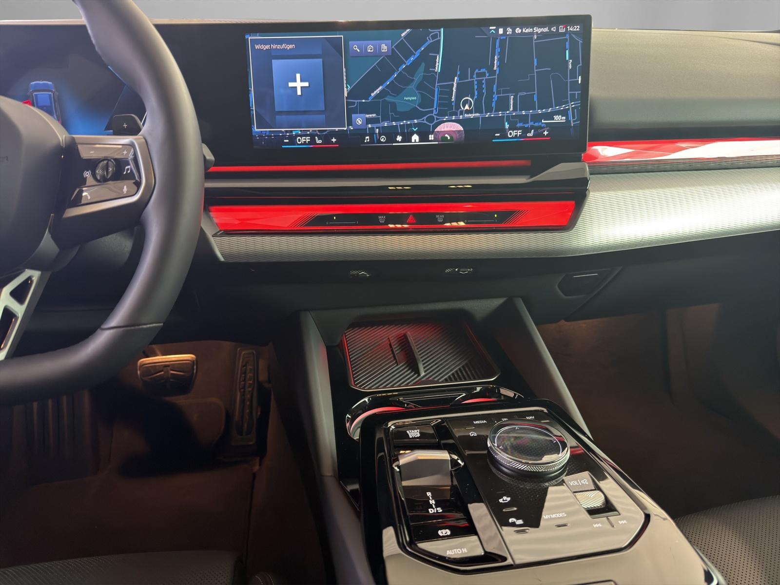 BMW 520d xDrive Touring M-SportPaket-image-15