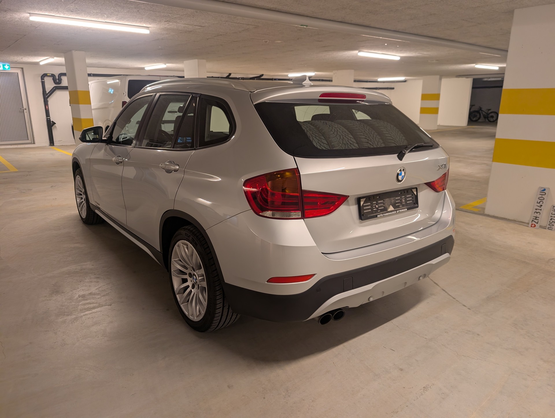 BMW X1 xDrive 20i xLine Steptronic-image-5
