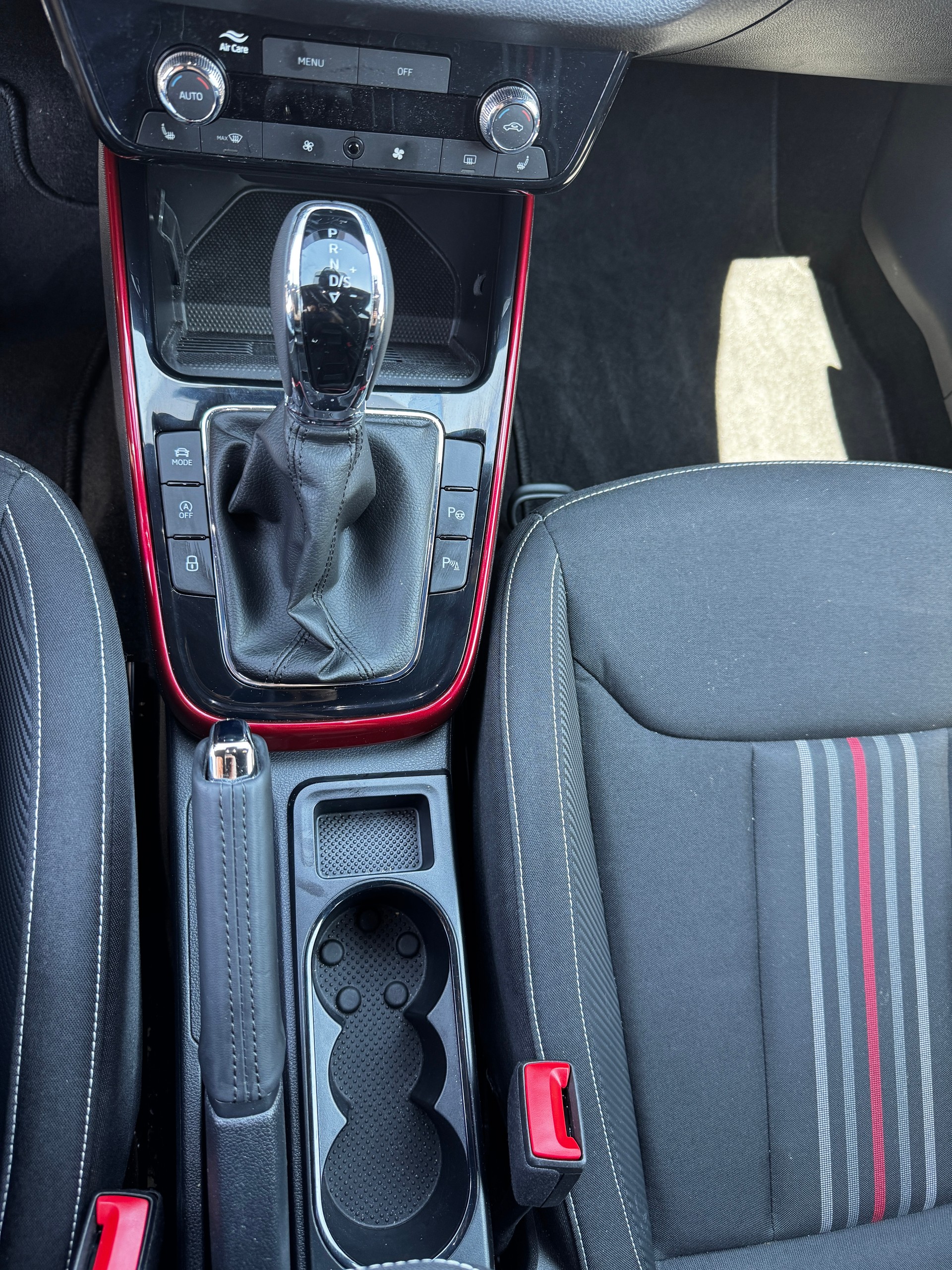 SKODA 1.5 TSI Monte Carlo DSG-image-5