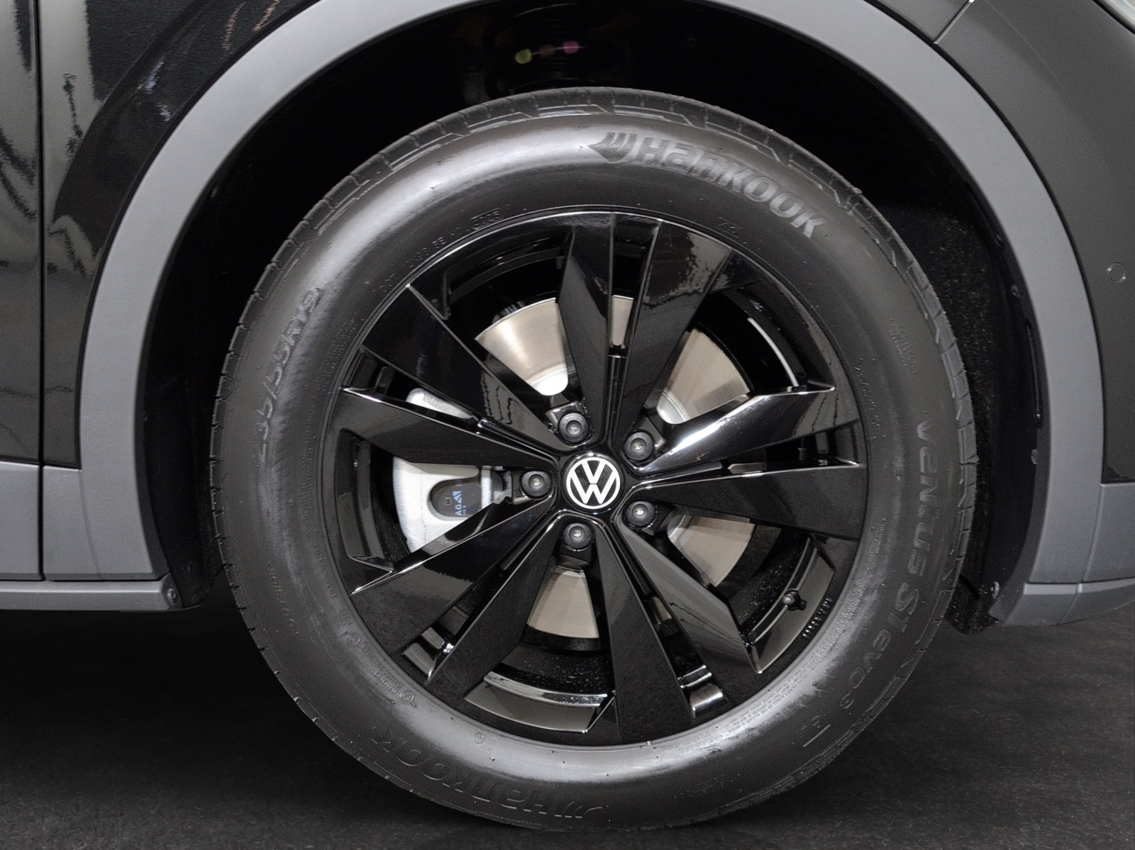 VW ID.4 Pro United 77 kWh 4 Motion-image-4