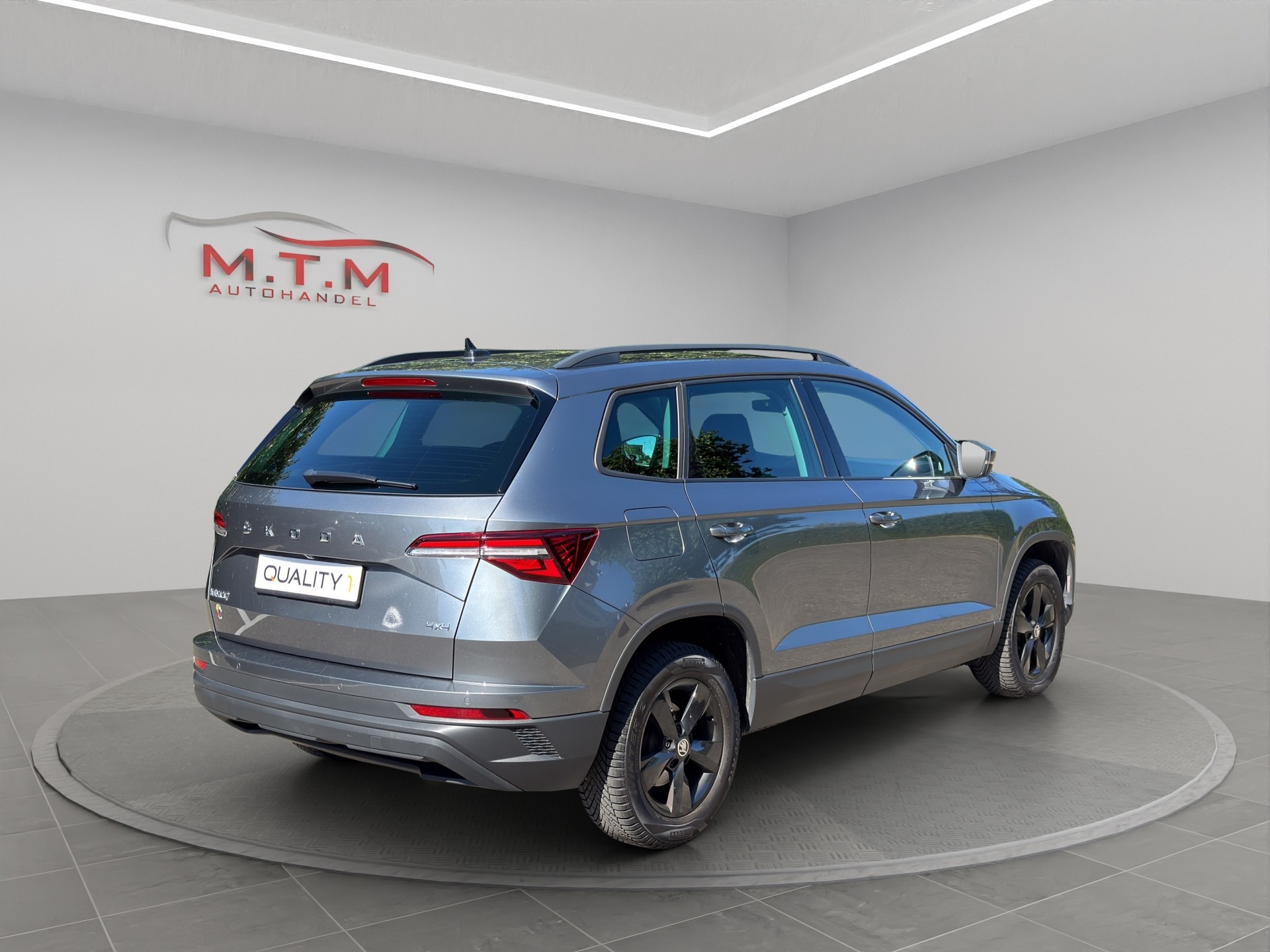 SKODA Karoq 2.0 TDI CR Ambition 4x4 DSG-image-11