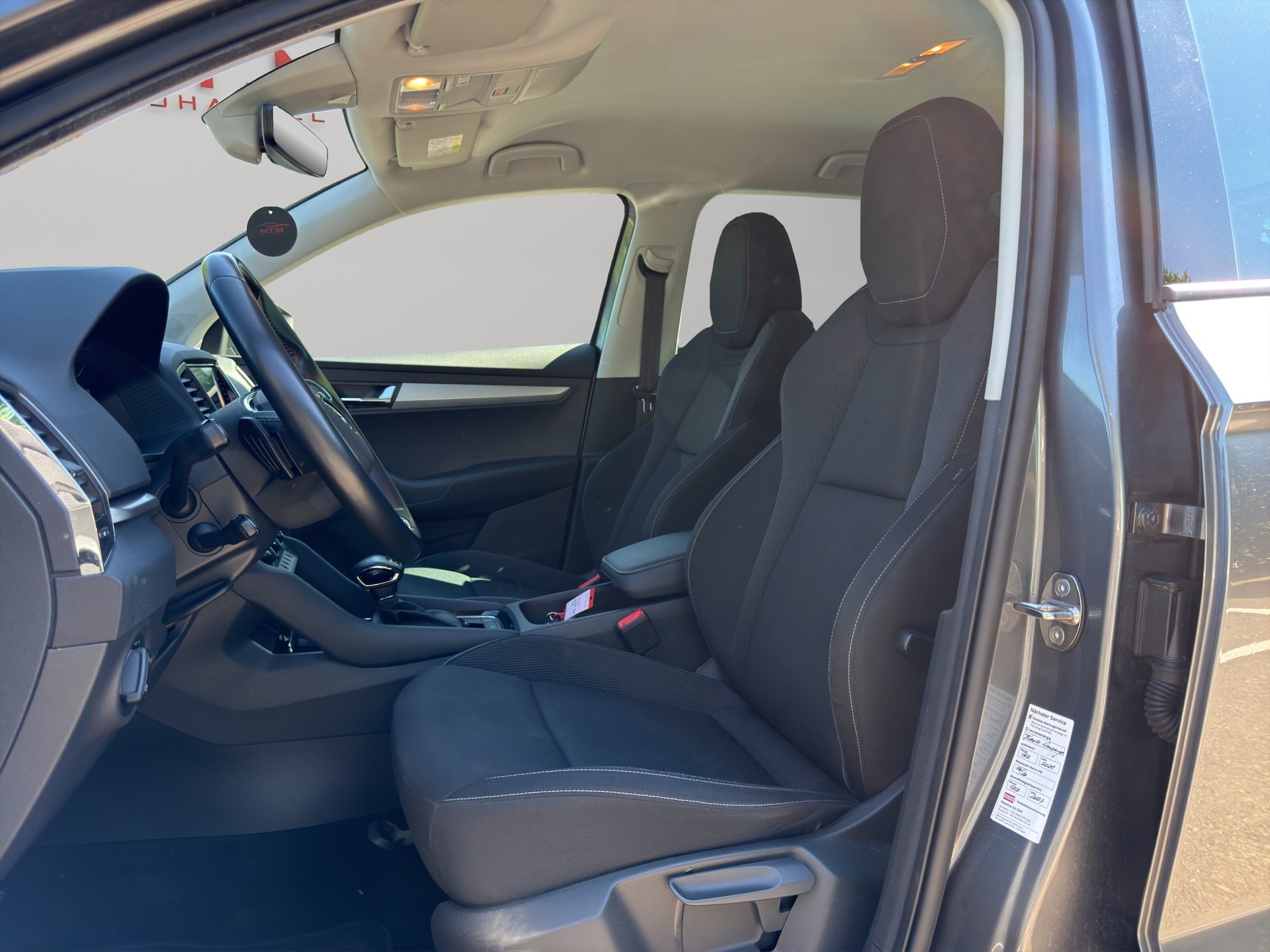 SKODA Karoq 2.0 TDI CR Ambition 4x4 DSG-image-13