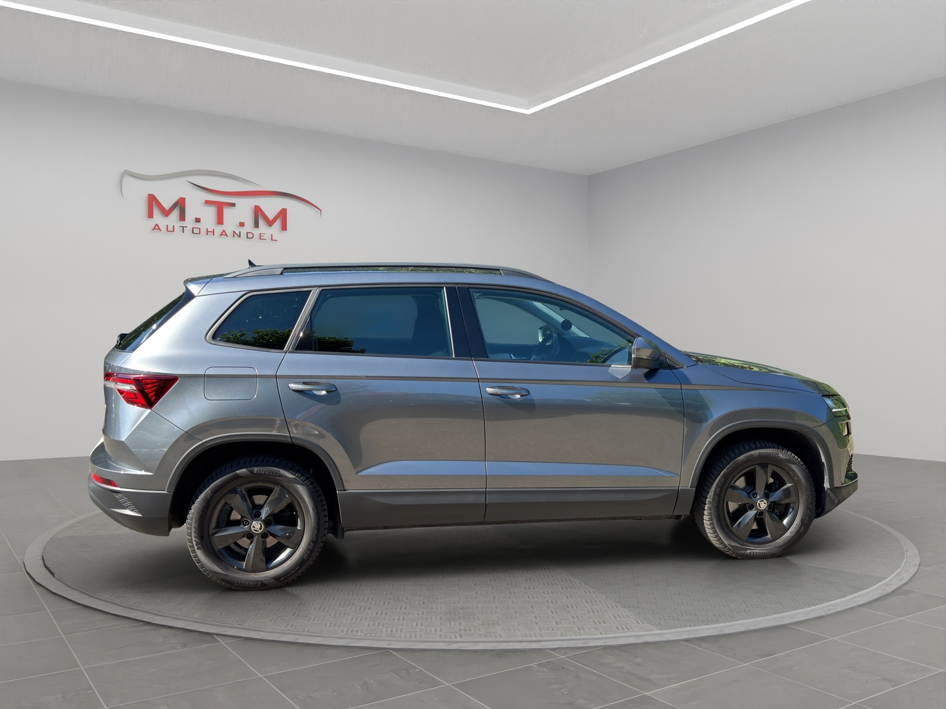 SKODA Karoq 2.0 TDI CR Ambition 4x4 DSG-image-12