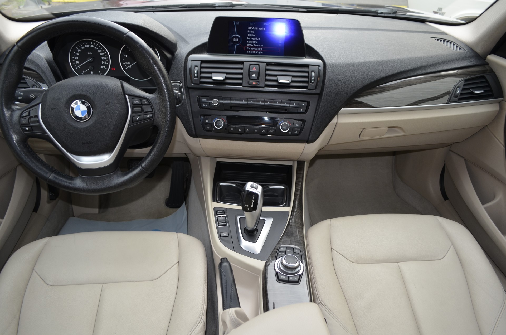 BMW 116i Steptronic-image-6