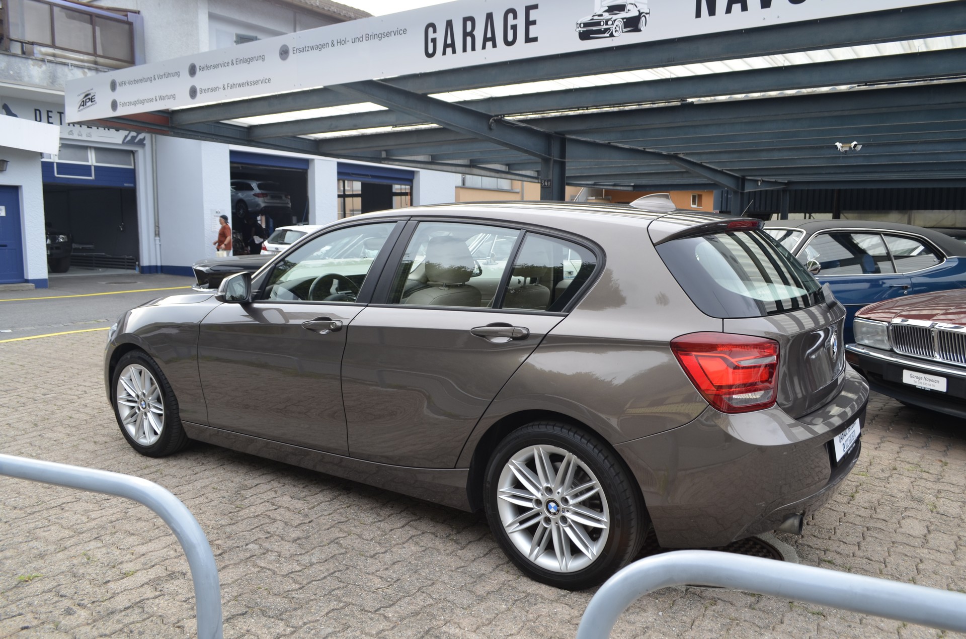 BMW 116i Steptronic-image-3