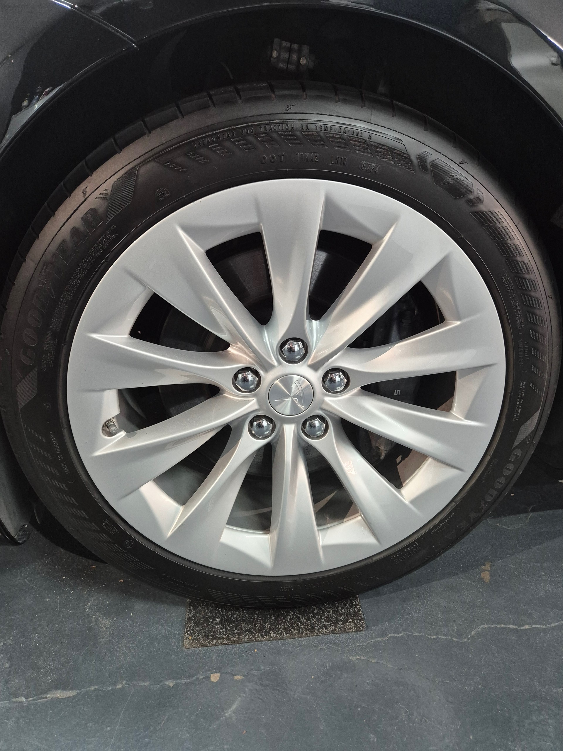 TESLA 75 D-image-5