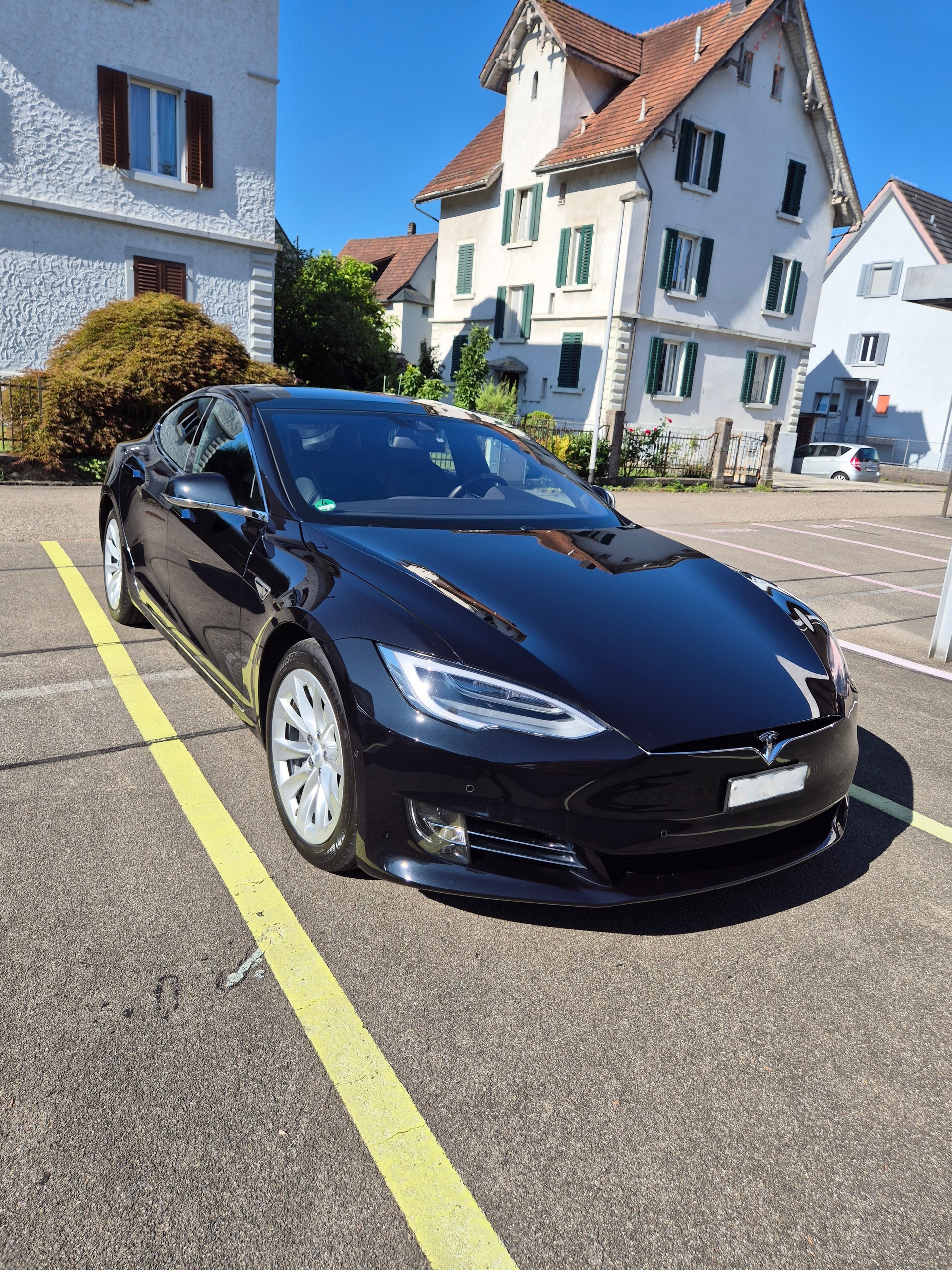 TESLA 75 D-image-1