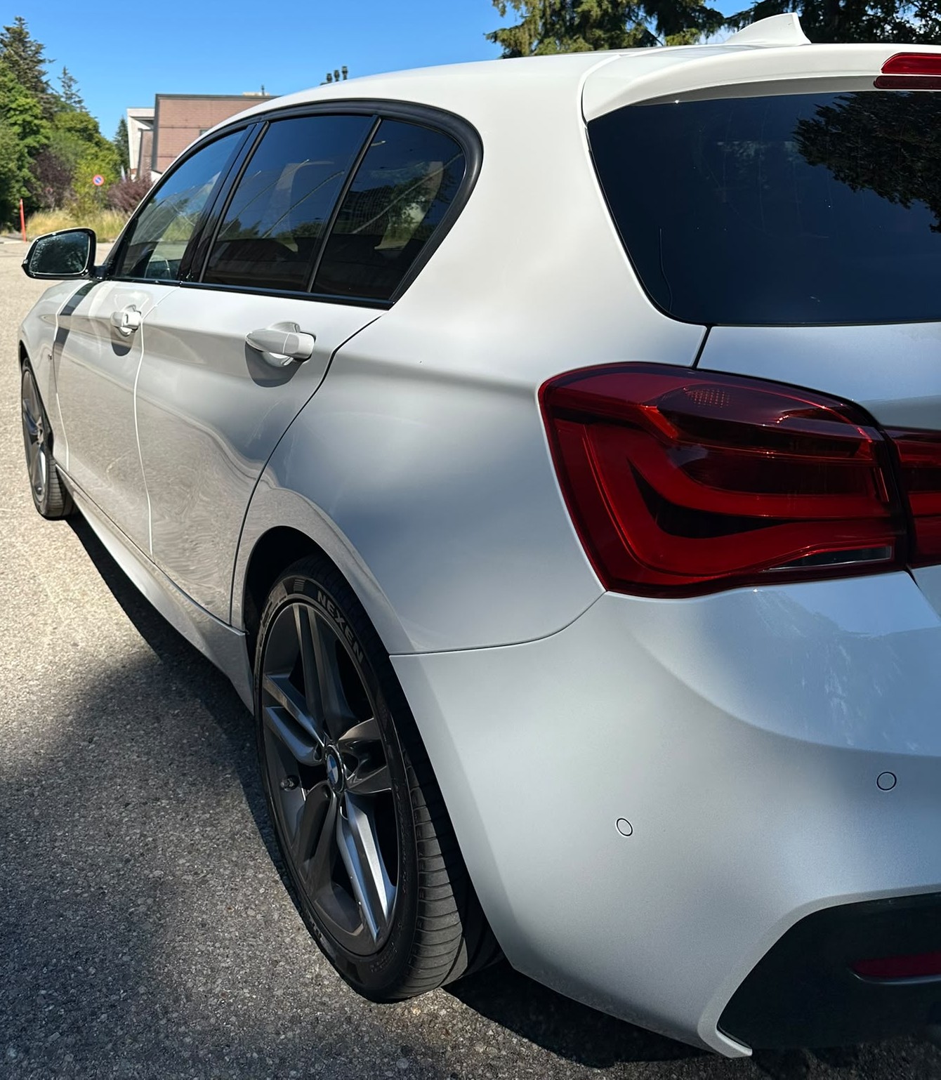 BMW 120d xDrive SAG M Sport-image-2