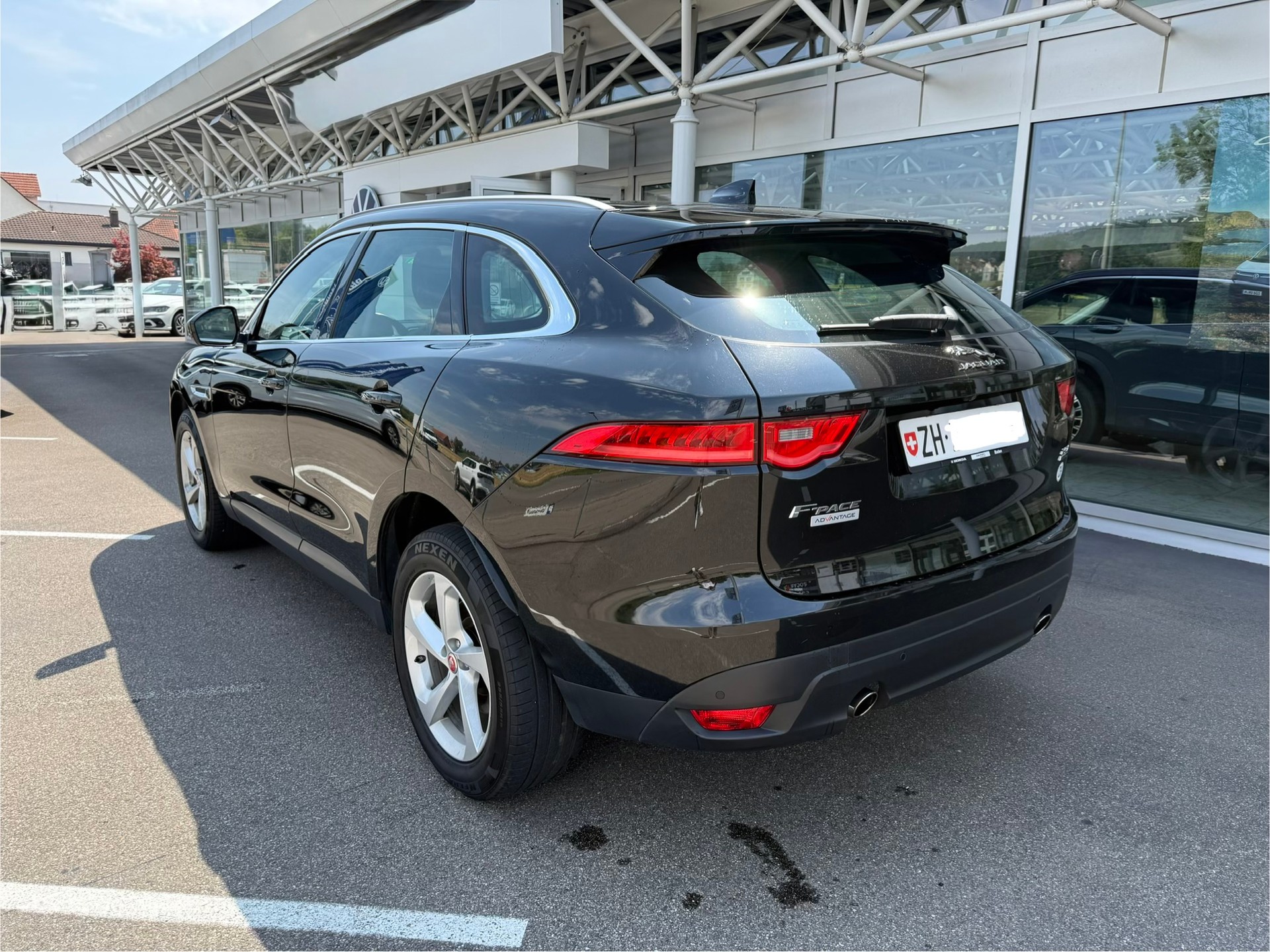 JAGUAR 2.0 D 240 Advantage AWD-image-2