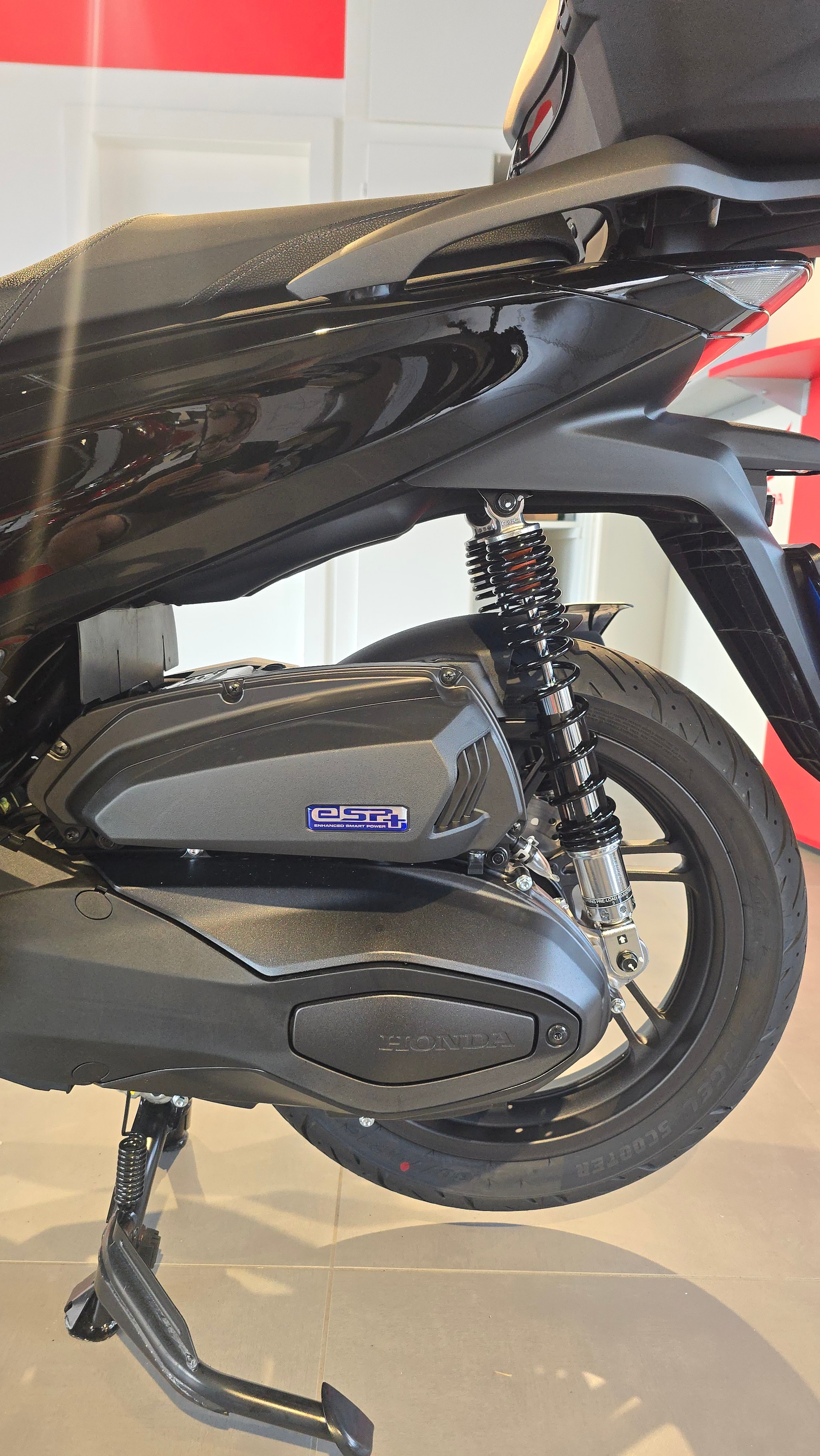 HONDA SH 350-image-11