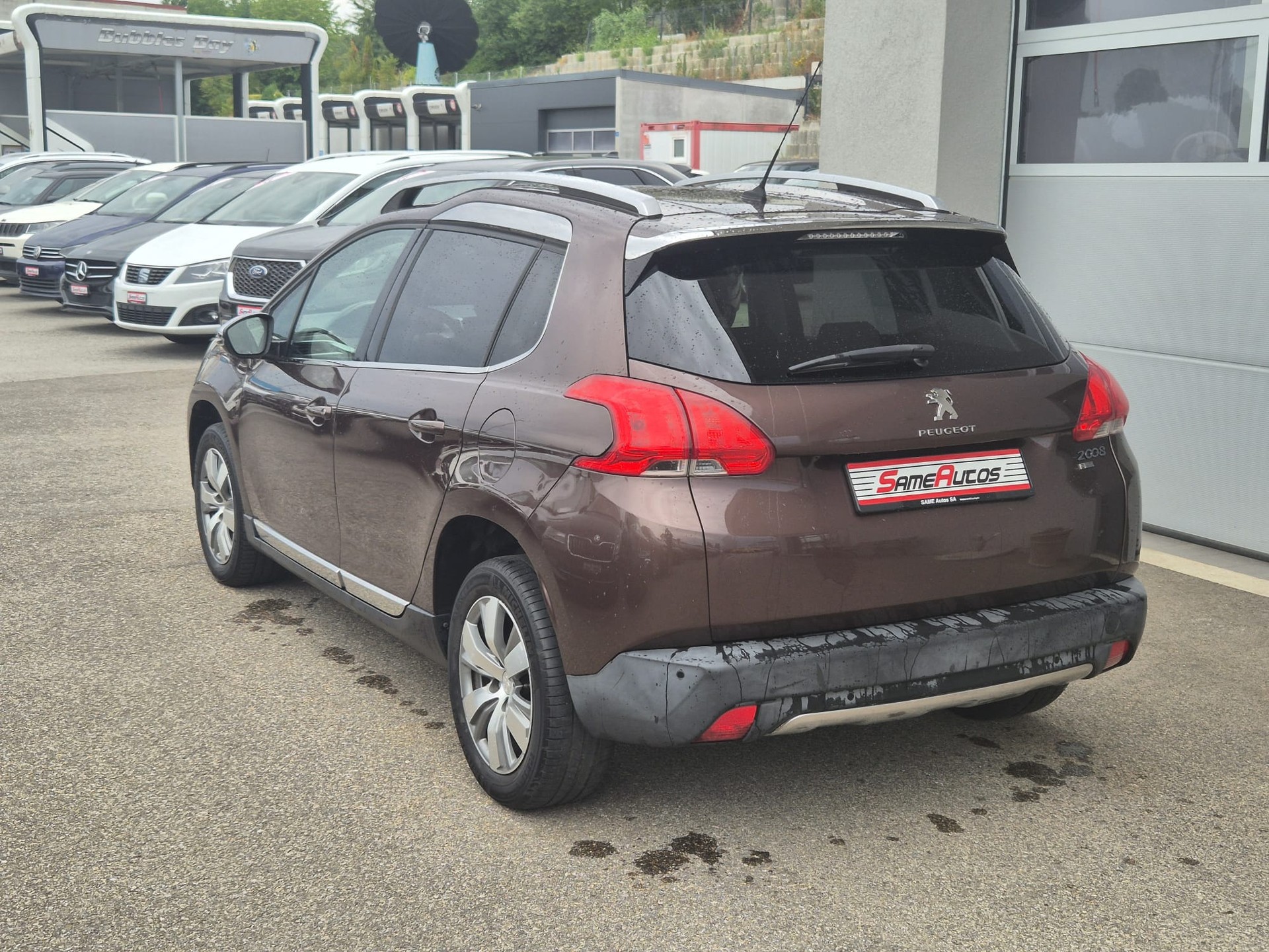 PEUGEOT 2008 1.2 VTI Allure ETG5-image-3