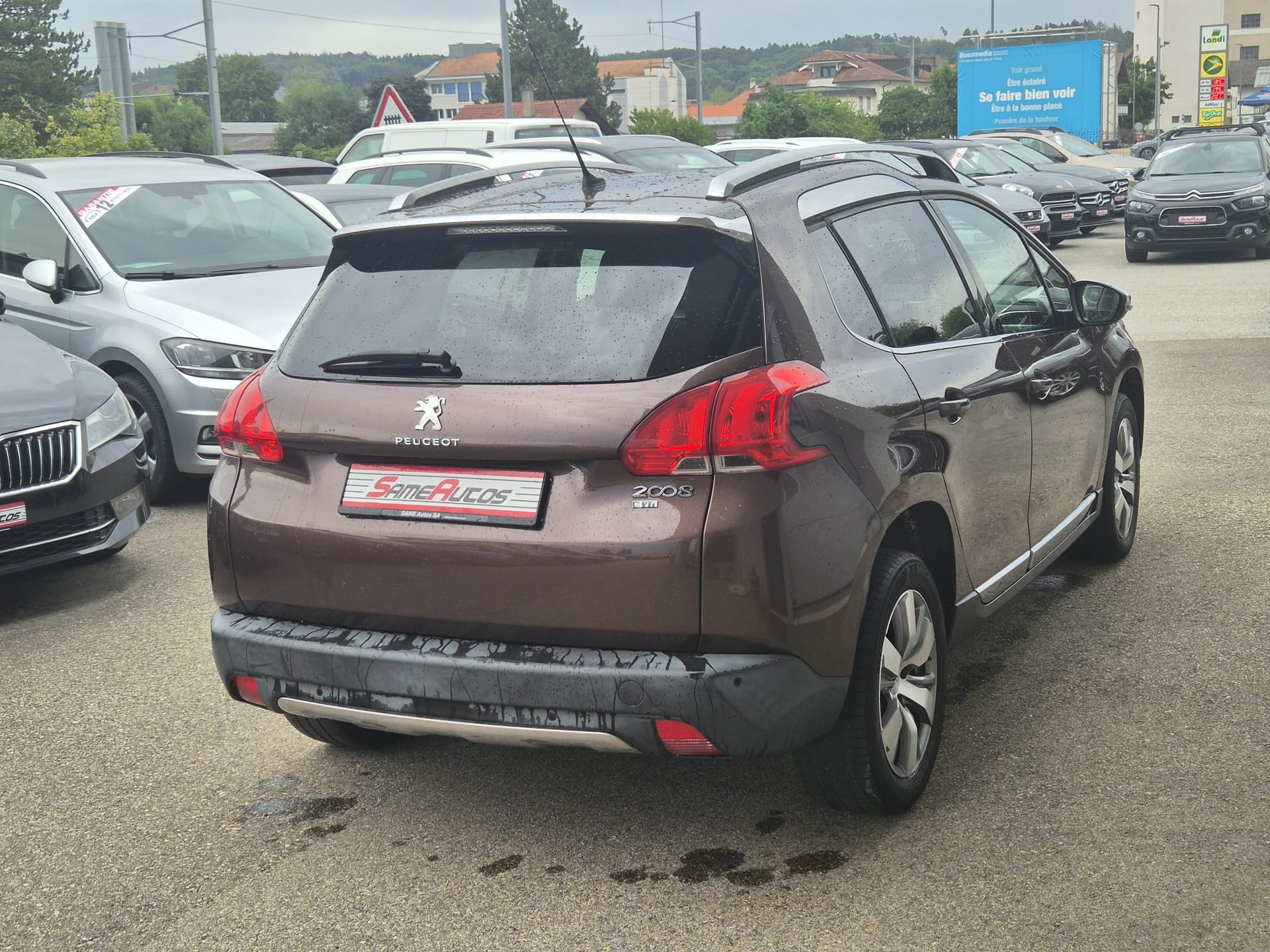 PEUGEOT 2008 1.2 VTI Allure ETG5-image-1